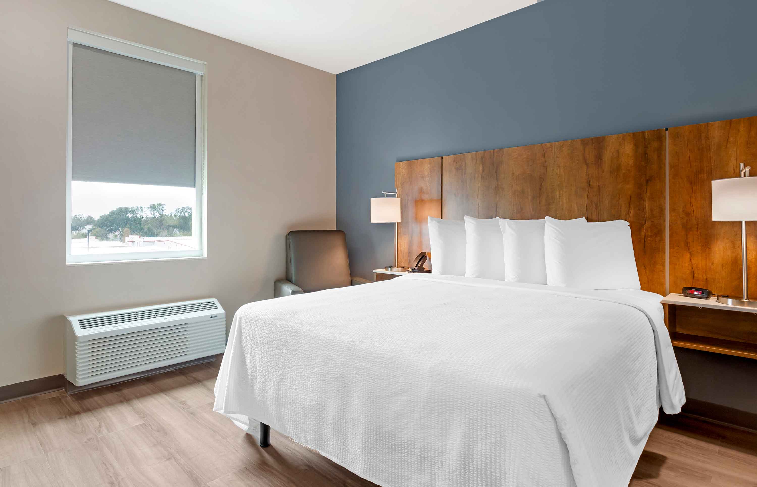 Studio Suite - 1 Queen Bed