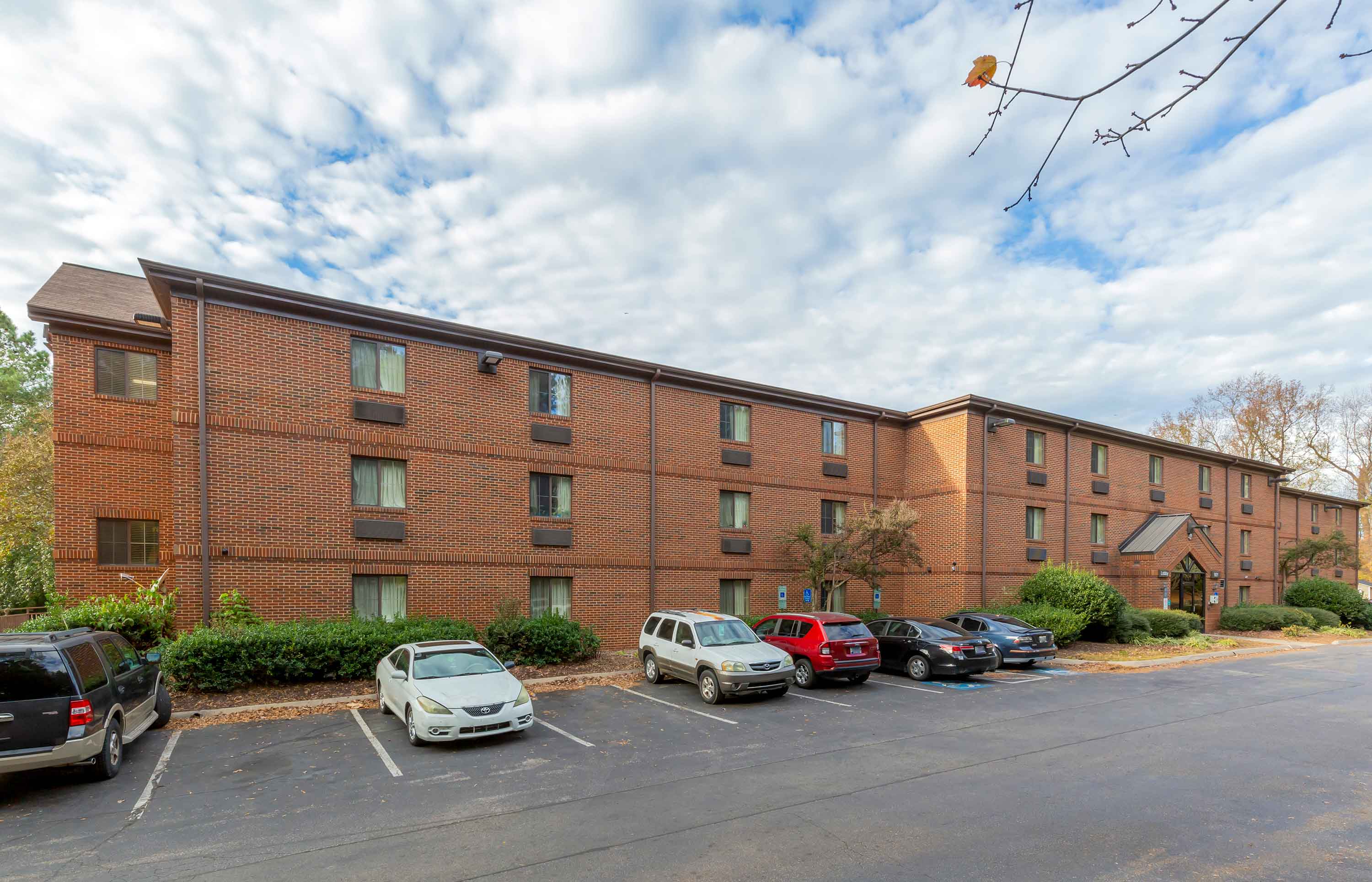 Extended Stay America Raleigh Crabtree Valley Raleigh Nc 27612 Raleigh-Durham, NC Extended Stay Hotels | Extended Stay America