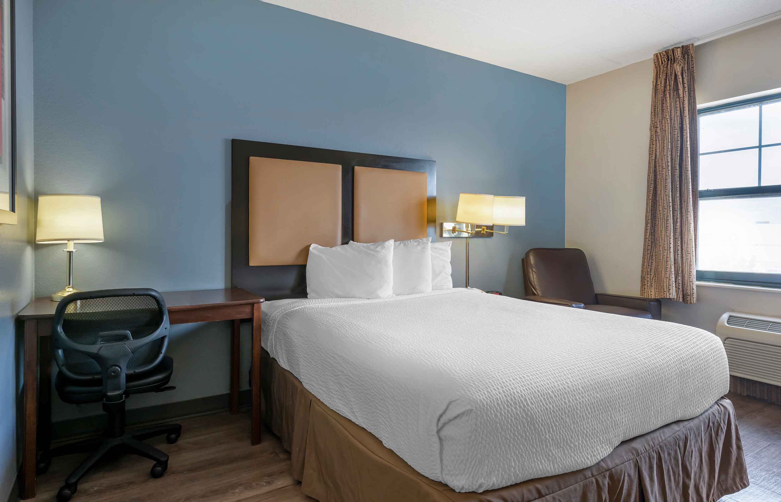 Chicago, IL Extended Stay Hotels | Extended Stay America