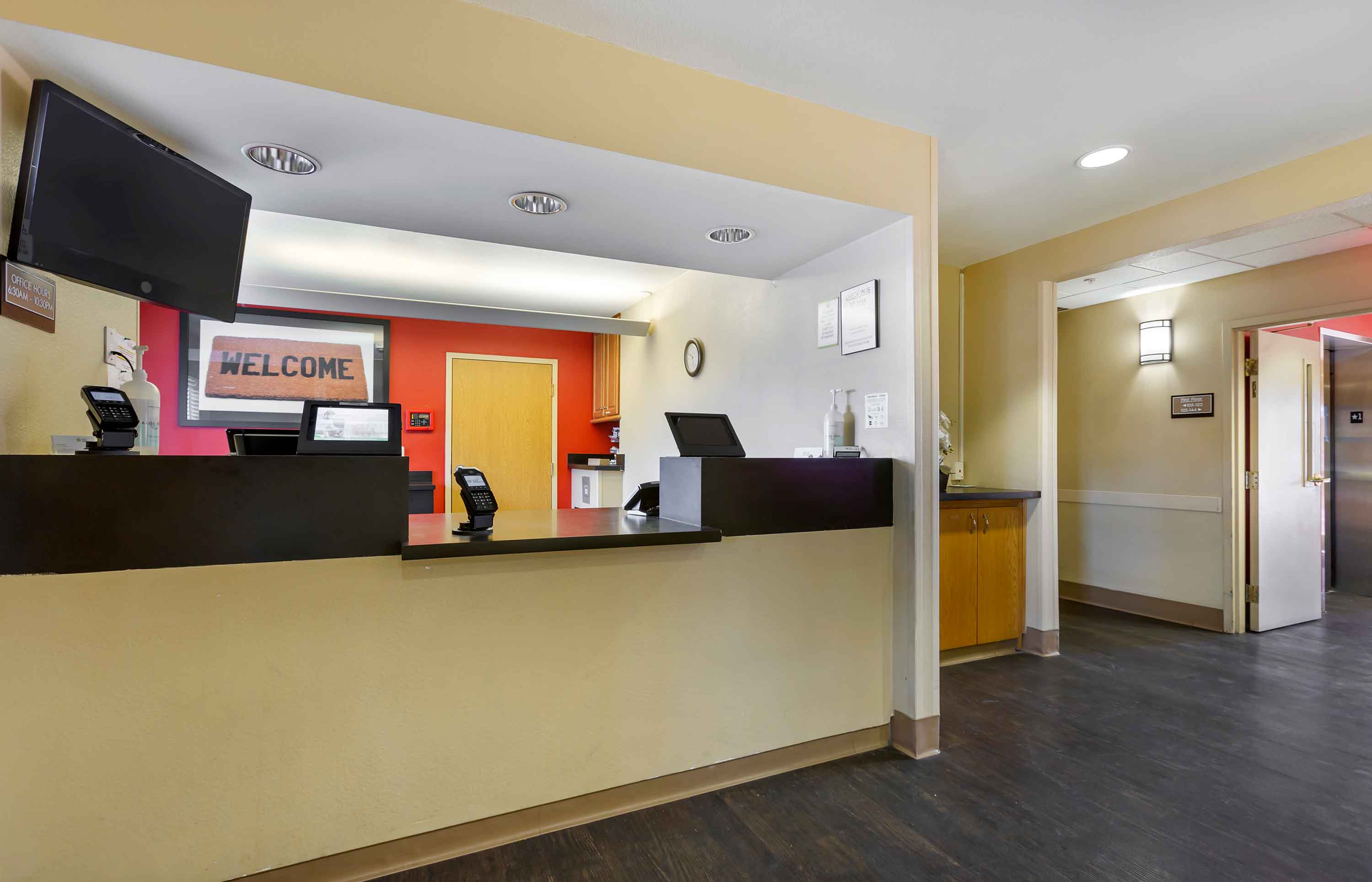 Extended Stay America Phoenix Biltmore North 16th Street Phoenix Az Explore Our Nationwide Hotel Locations | Extended Stay America