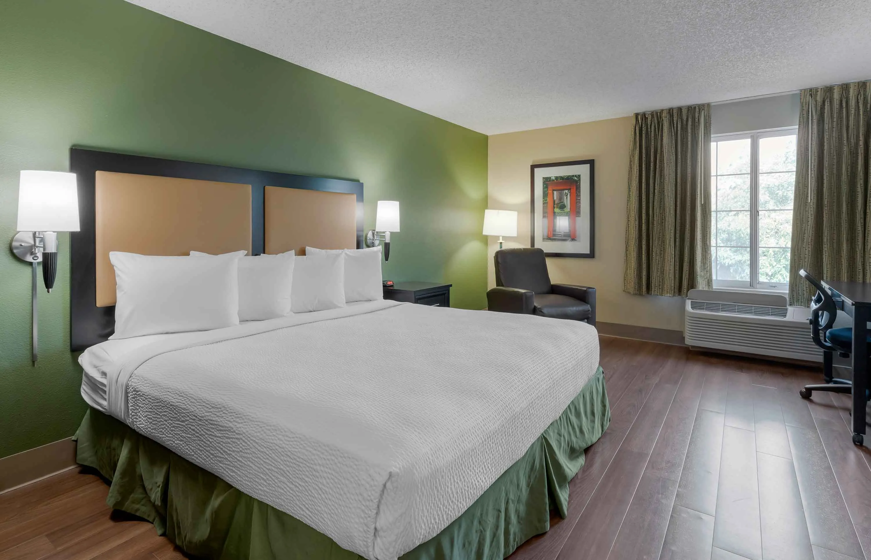 Studio Suite - 1 King Bed