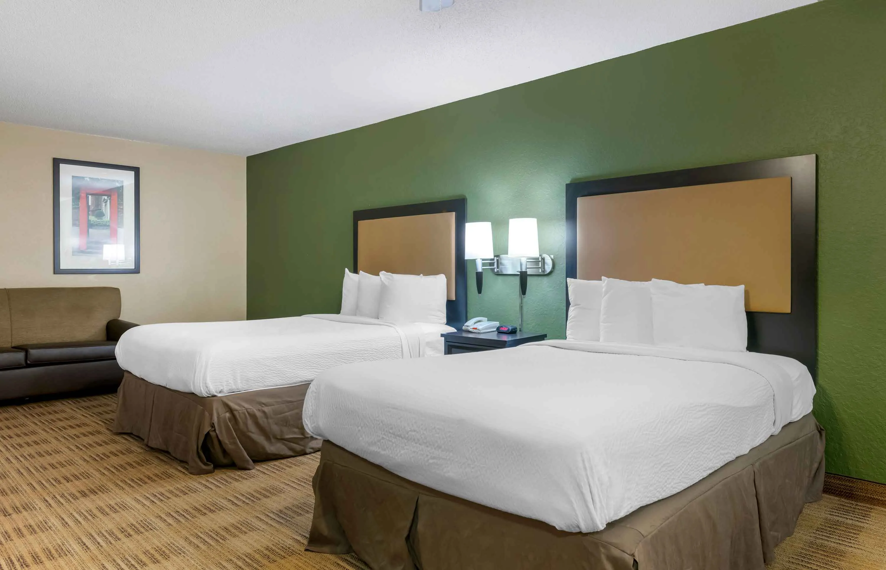Deluxe Studio - 2 Full Beds