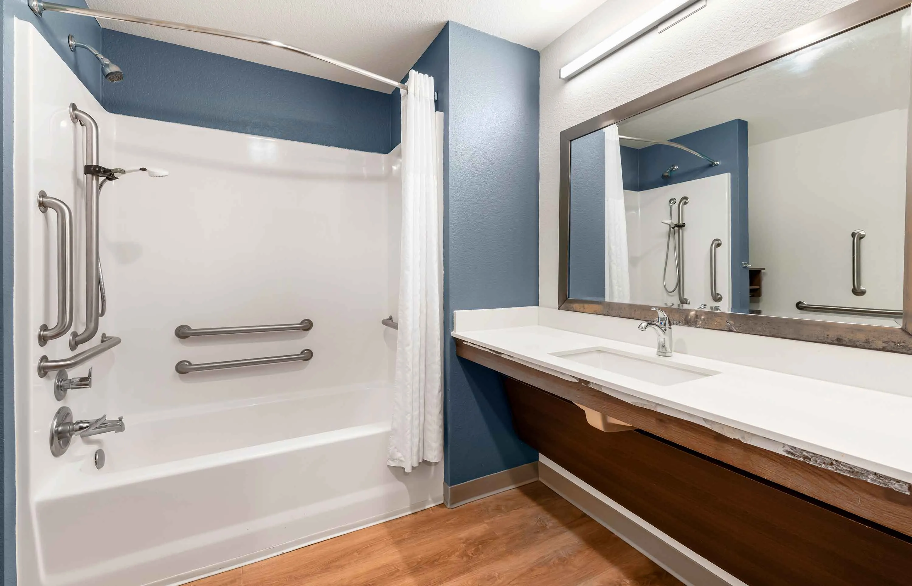 Studio Suite - 2 Queen Beds
