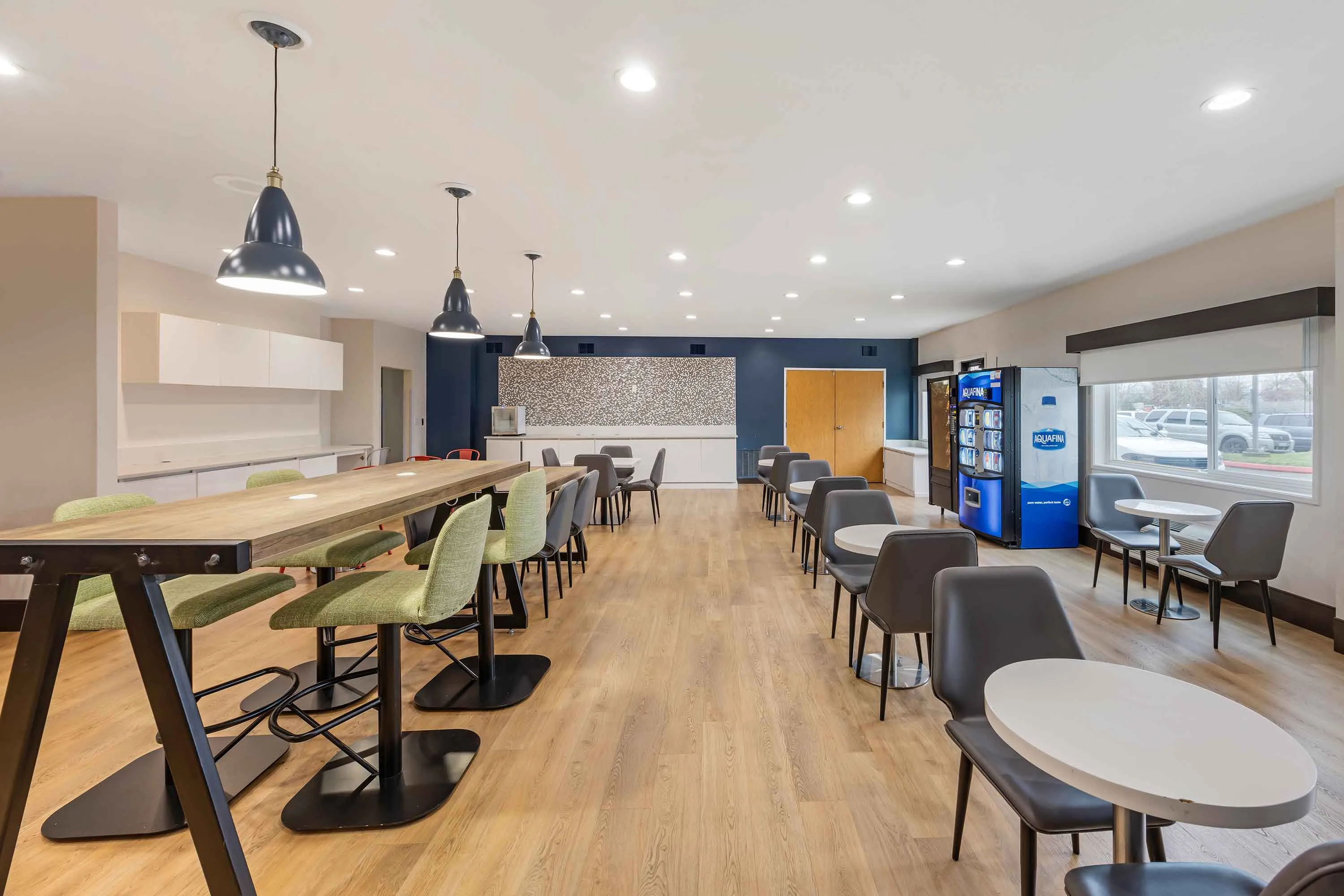 Breakfast Room