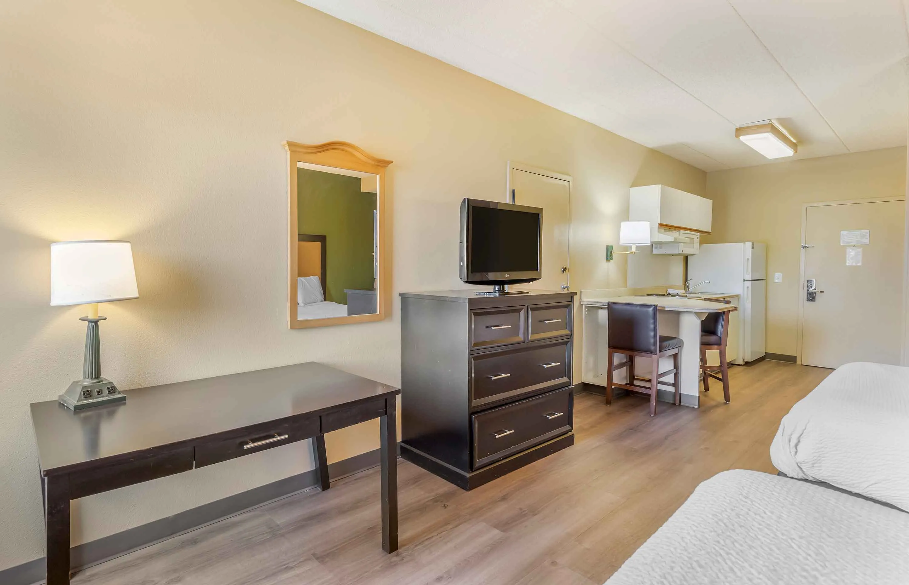 Studio Suite - 2 Queen Beds