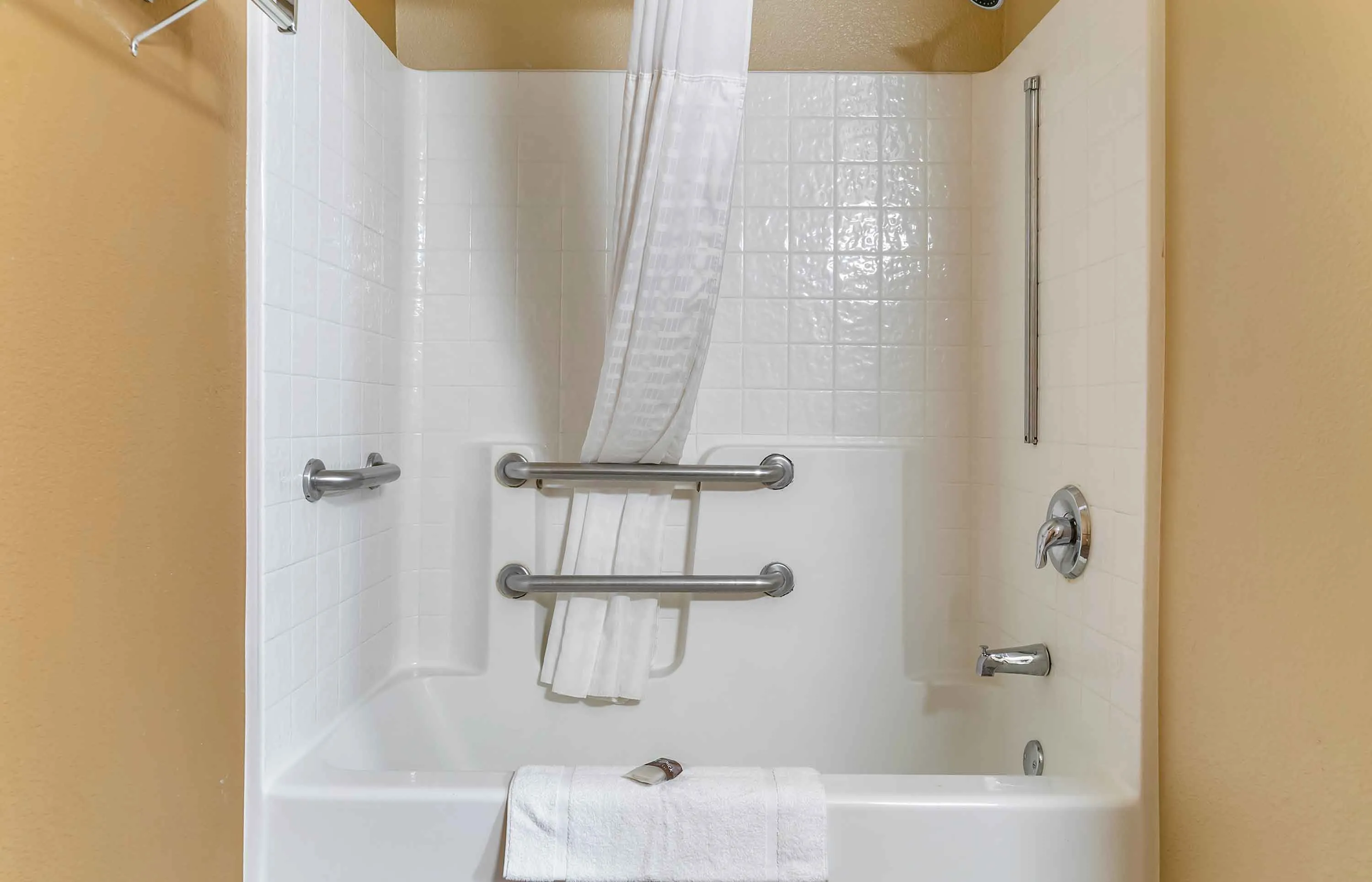 Studio Suite - 2 Queen Beds