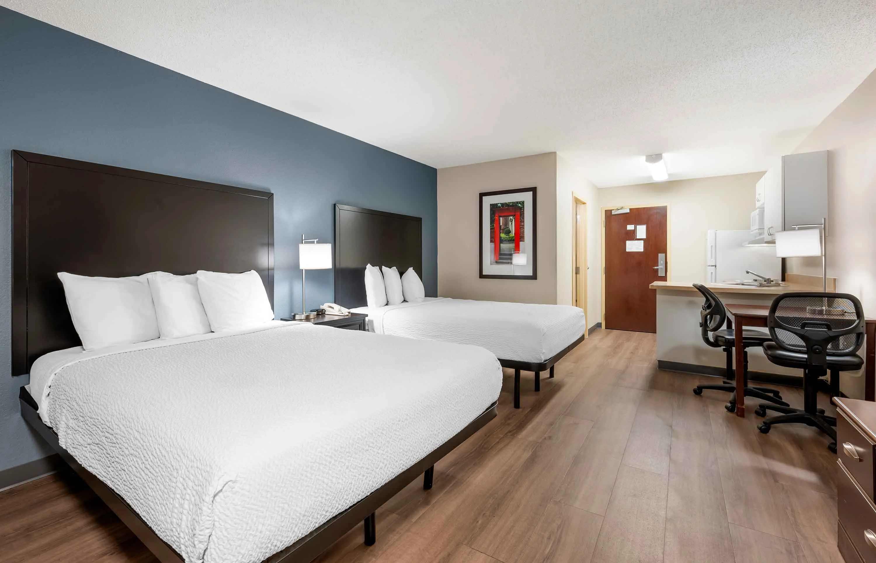 Studio Suite - 2 Full Beds