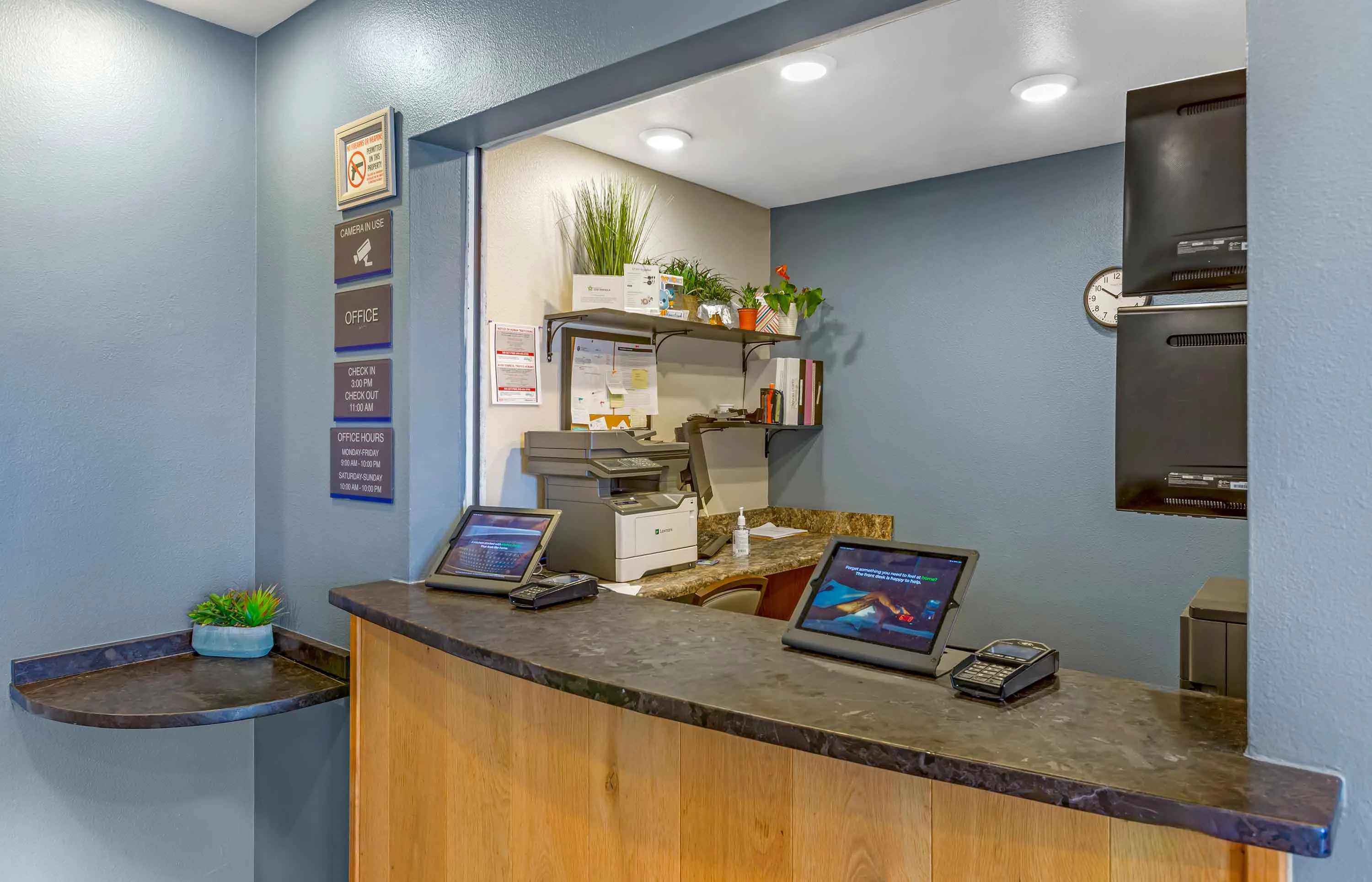 Lobby and Guest Check-in