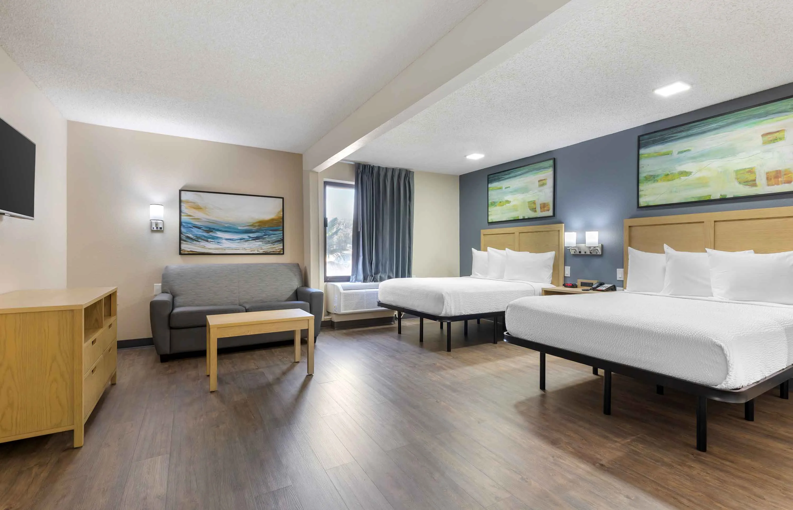 Deluxe Studio - 2 Full Beds