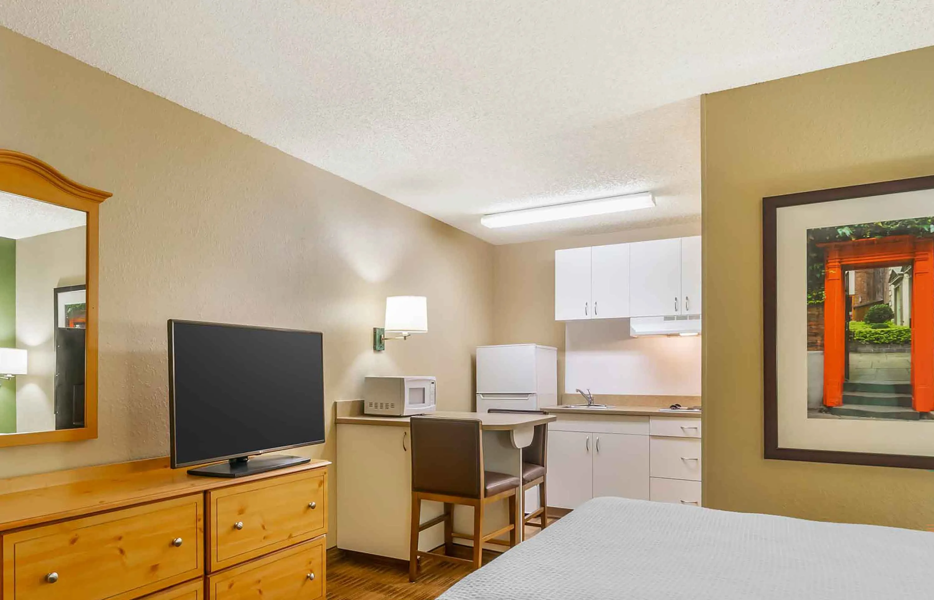 Studio Suite - 1 King Bed