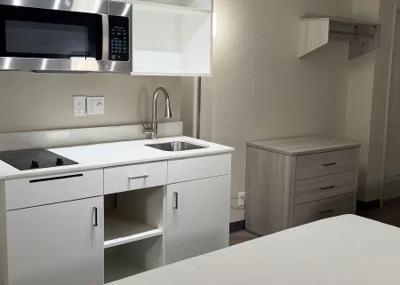 Studio Suite - 1 King Bed