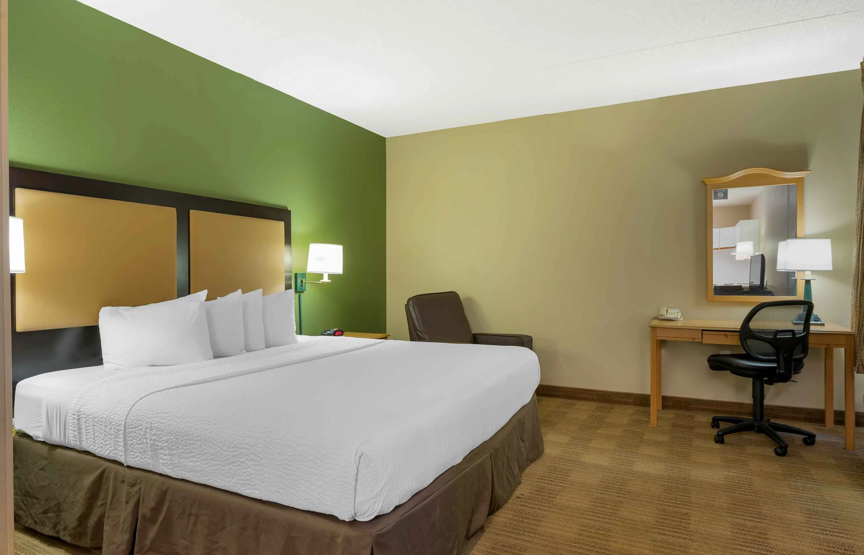 Studio Suite - 1 King Bed