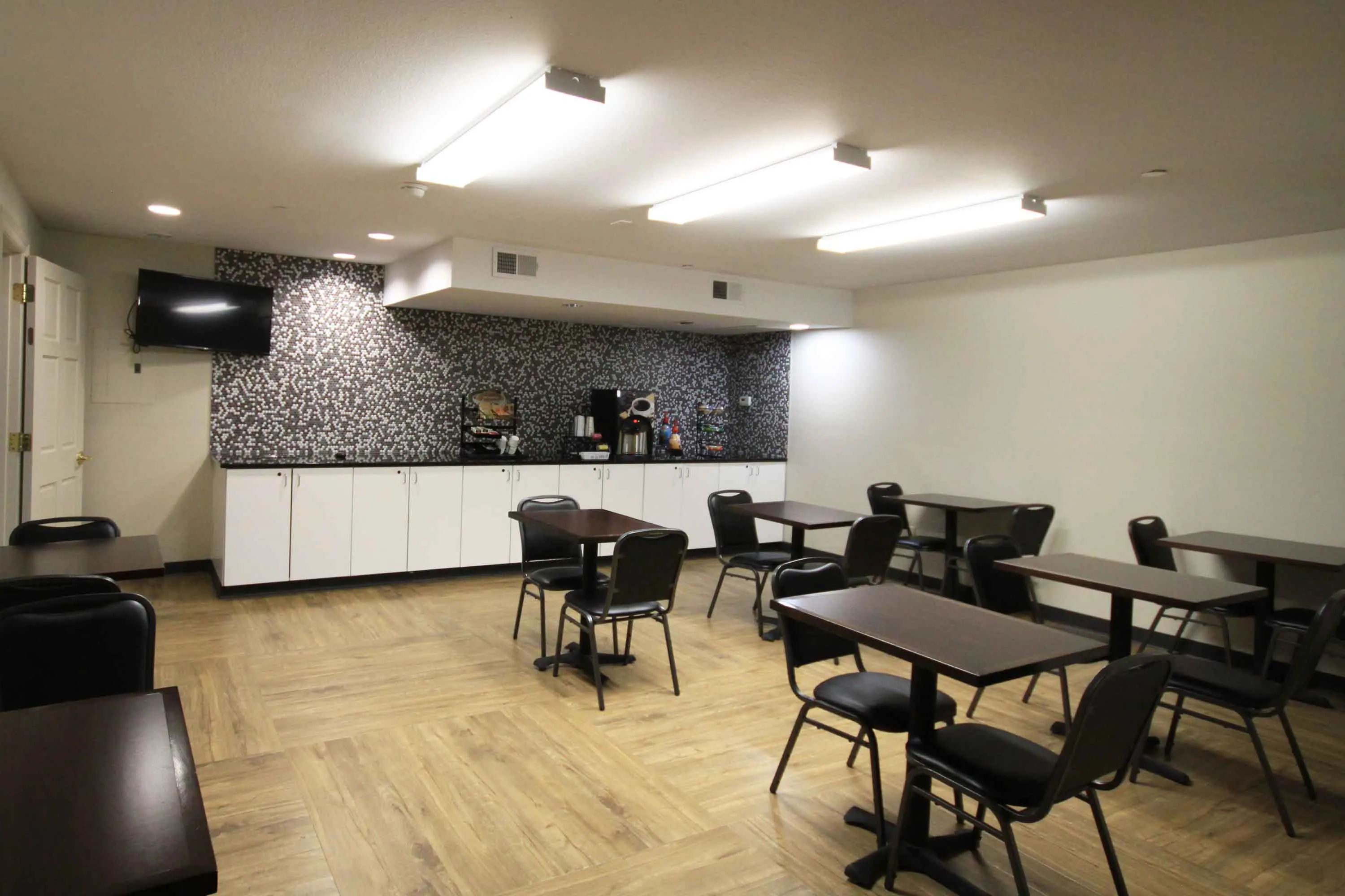 Breakfast Room