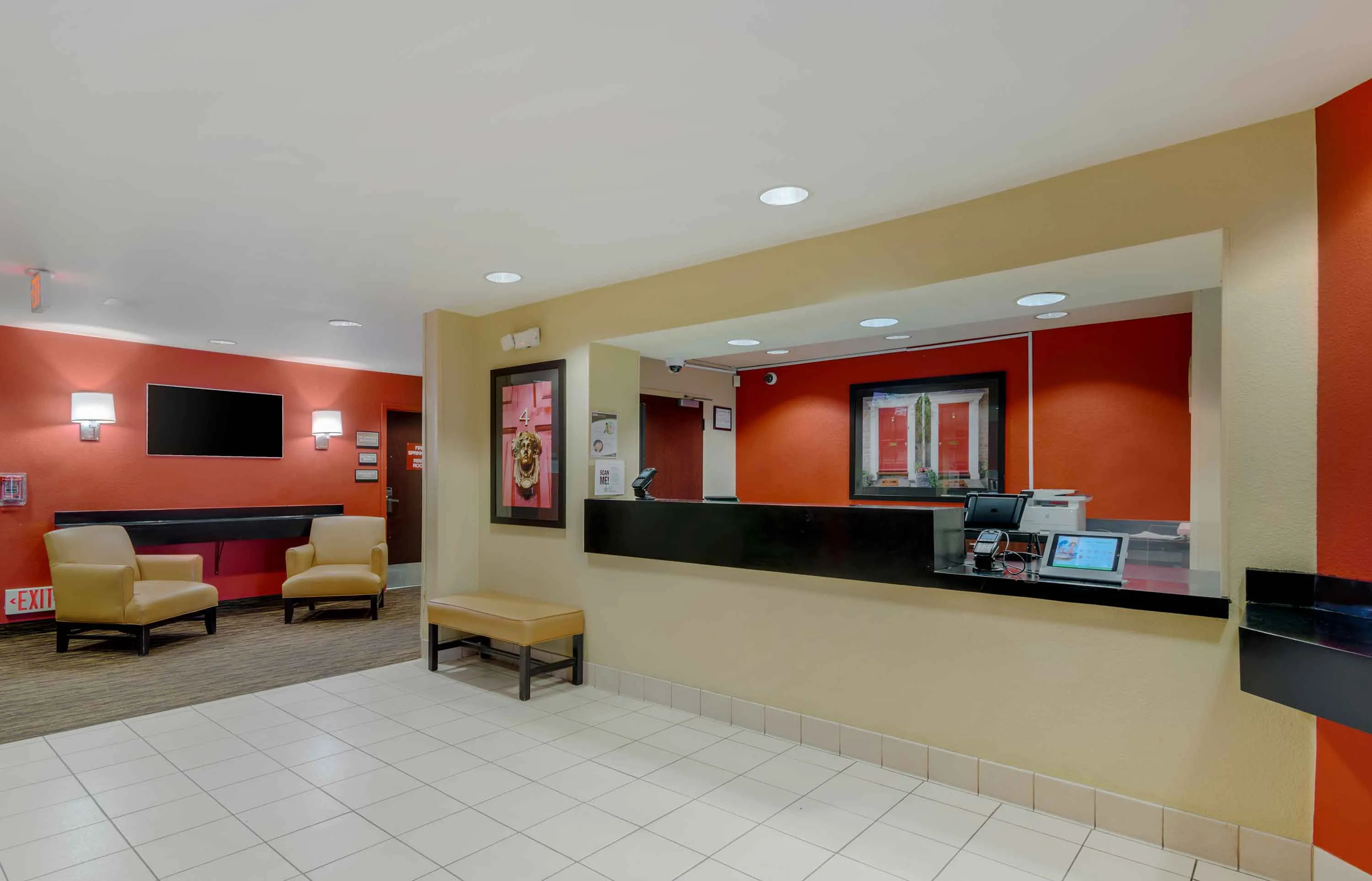 Lobby and Guest Check-in