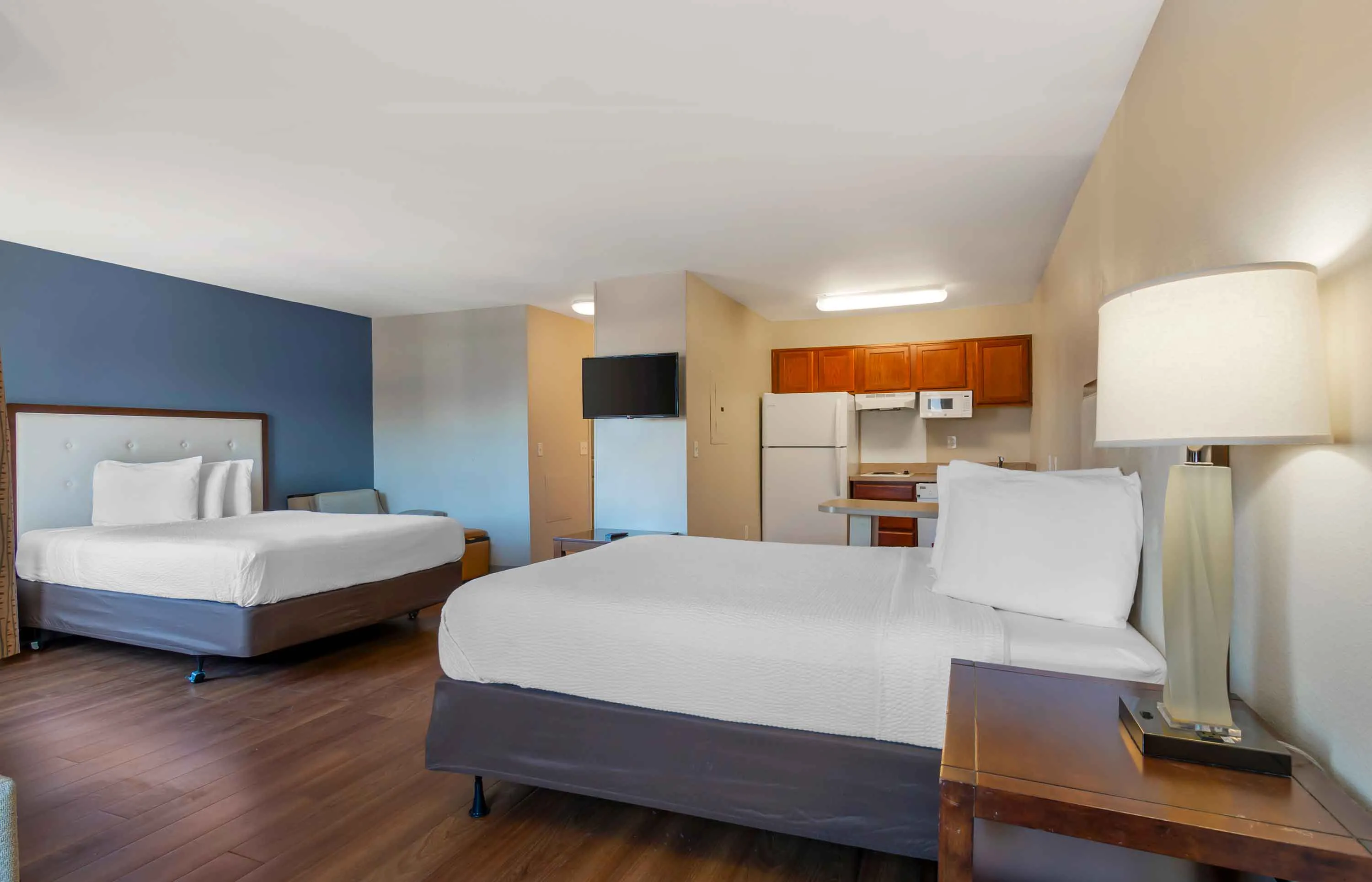 Studio Suite - 2 Queen Beds