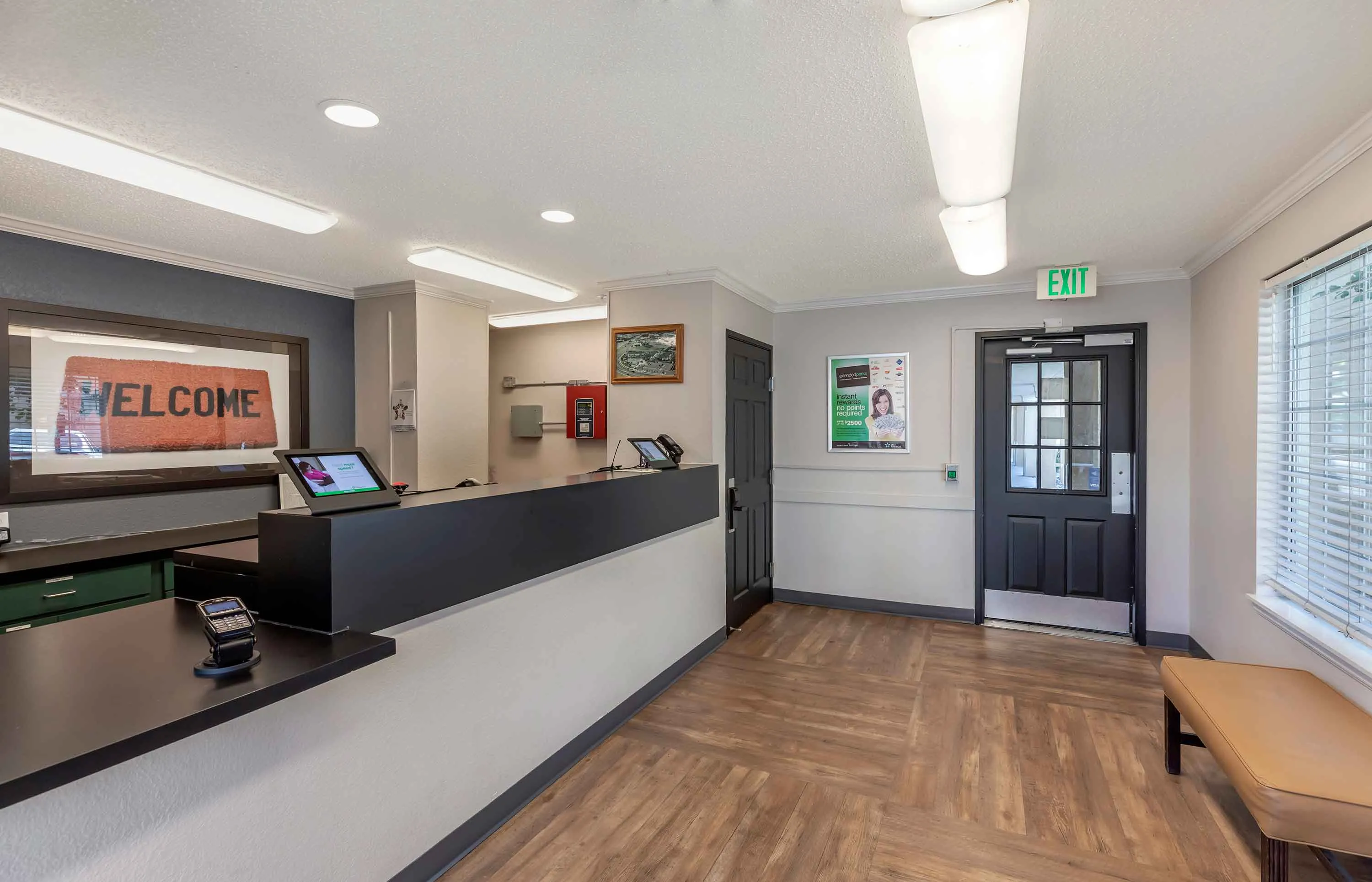 Lobby and Guest Check-in