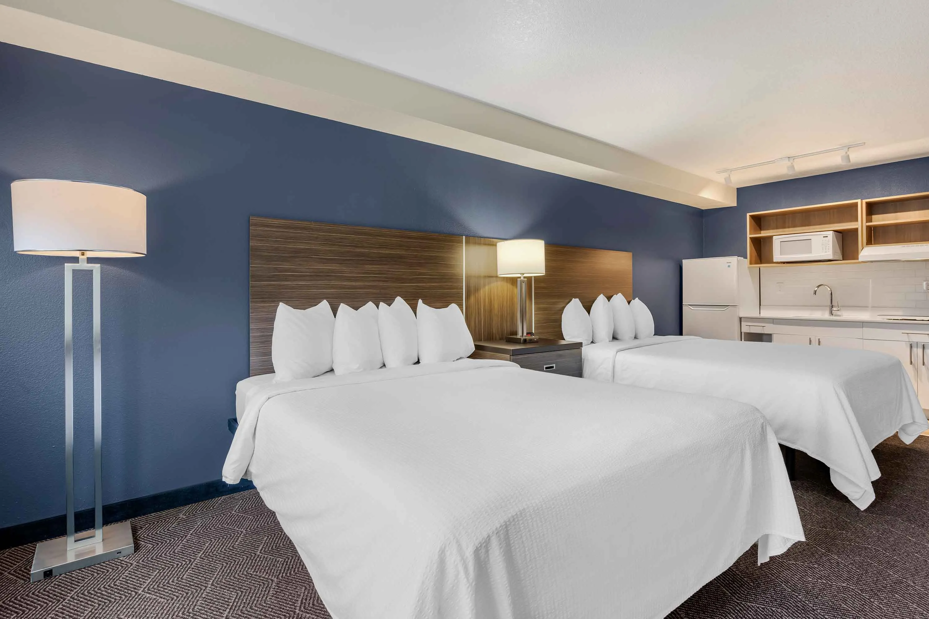 Studio Suite - 2 Queen Beds