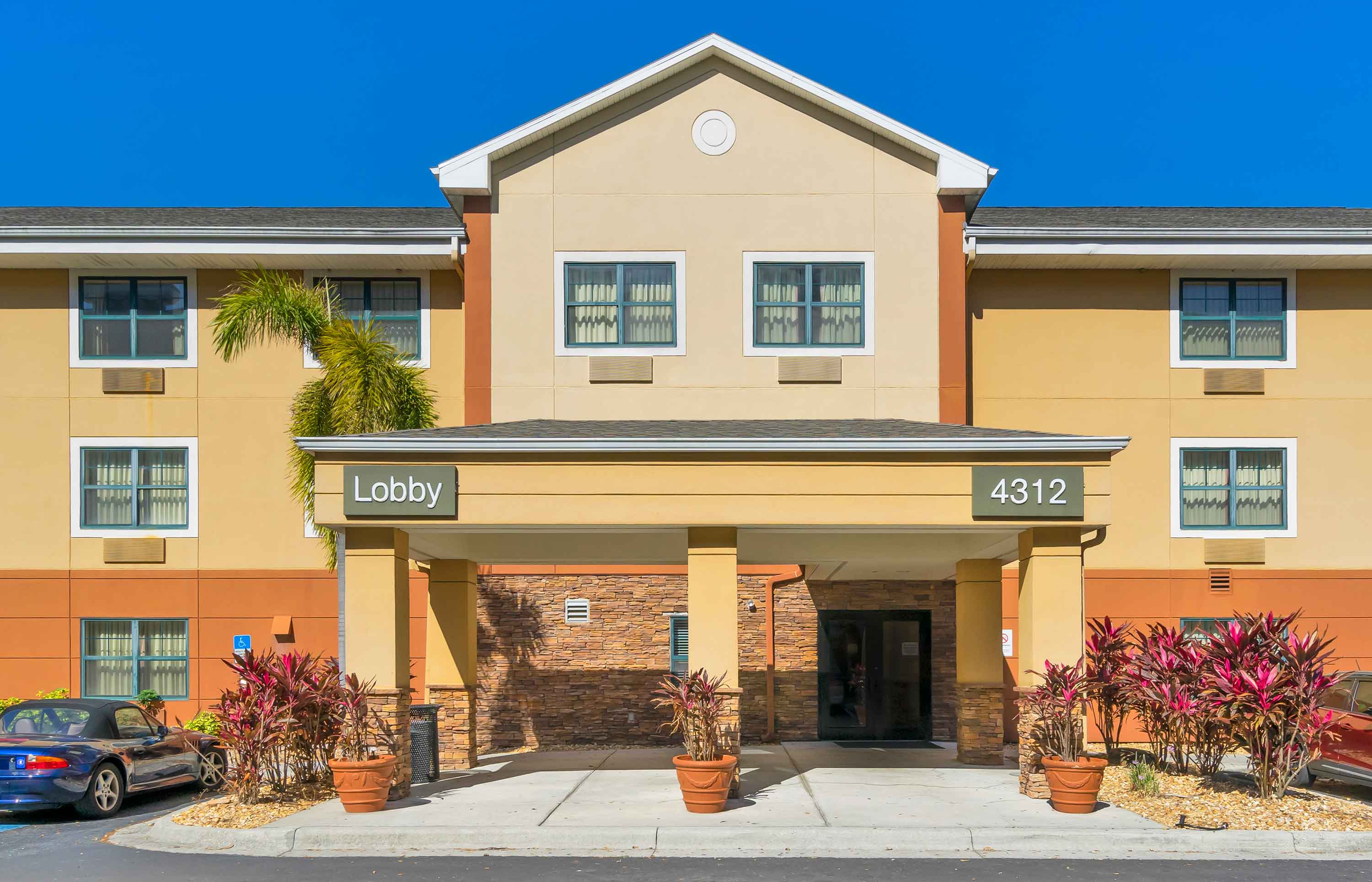 Extended Stay Nearby - f76zjvn