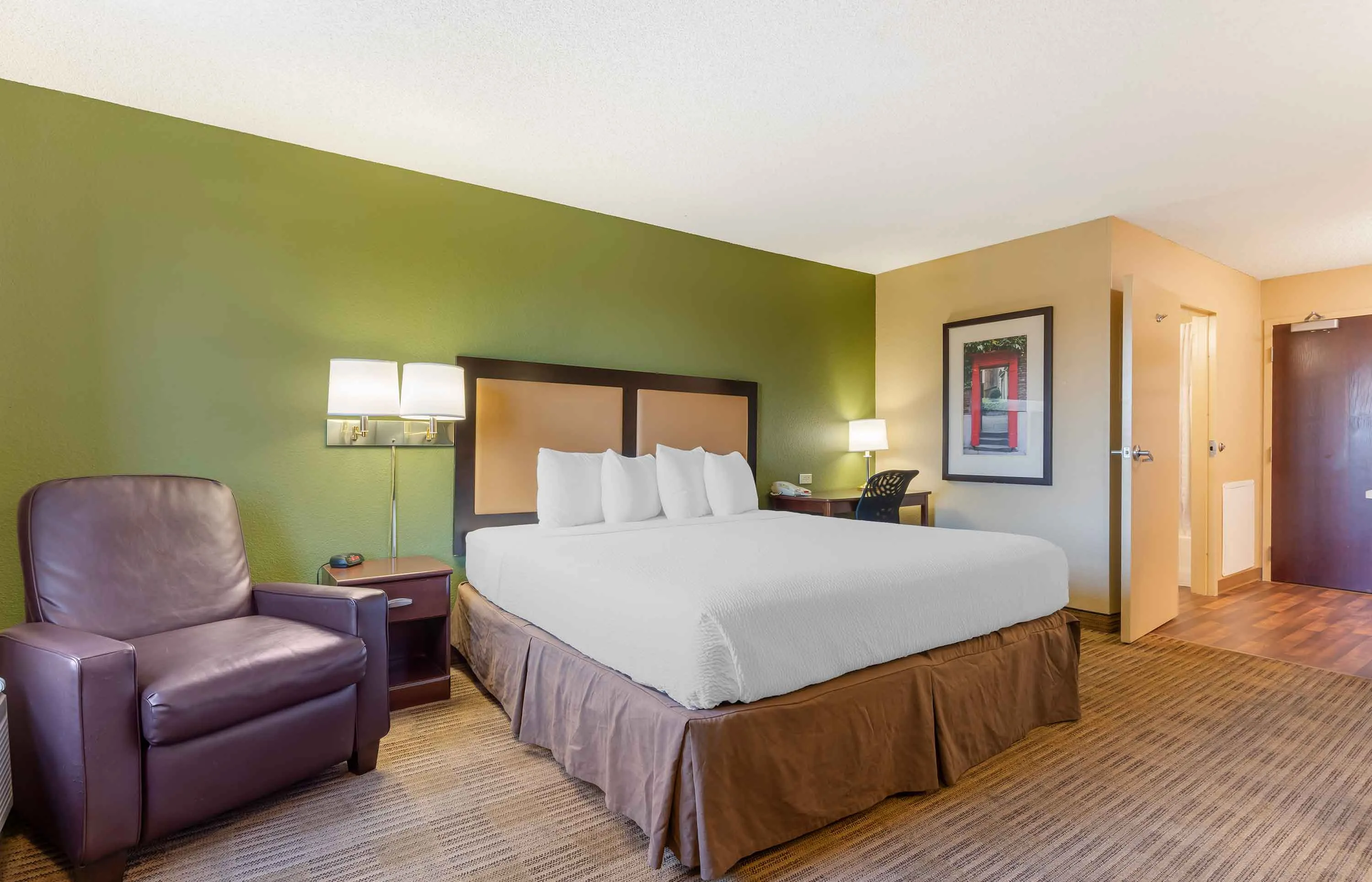 Studio Suite - 1 King Bed