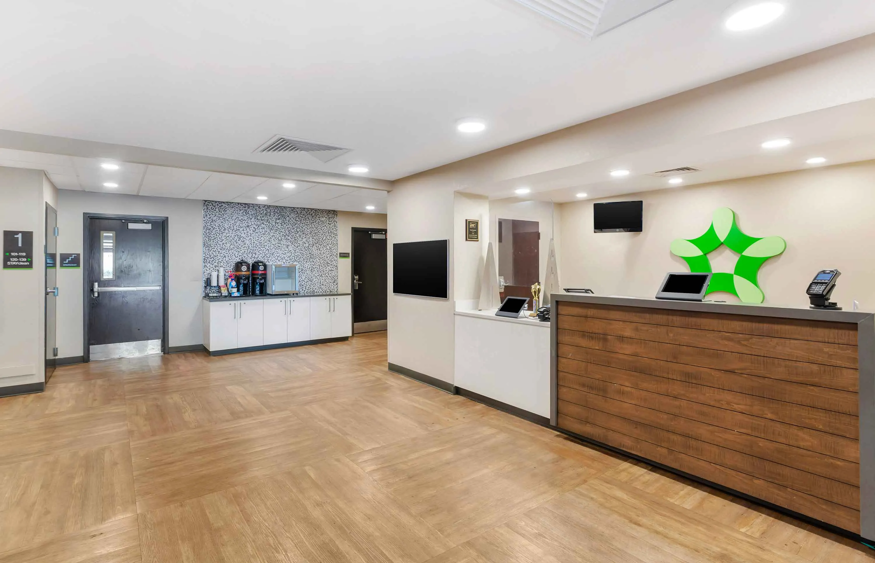 Lobby and Guest Check-in
