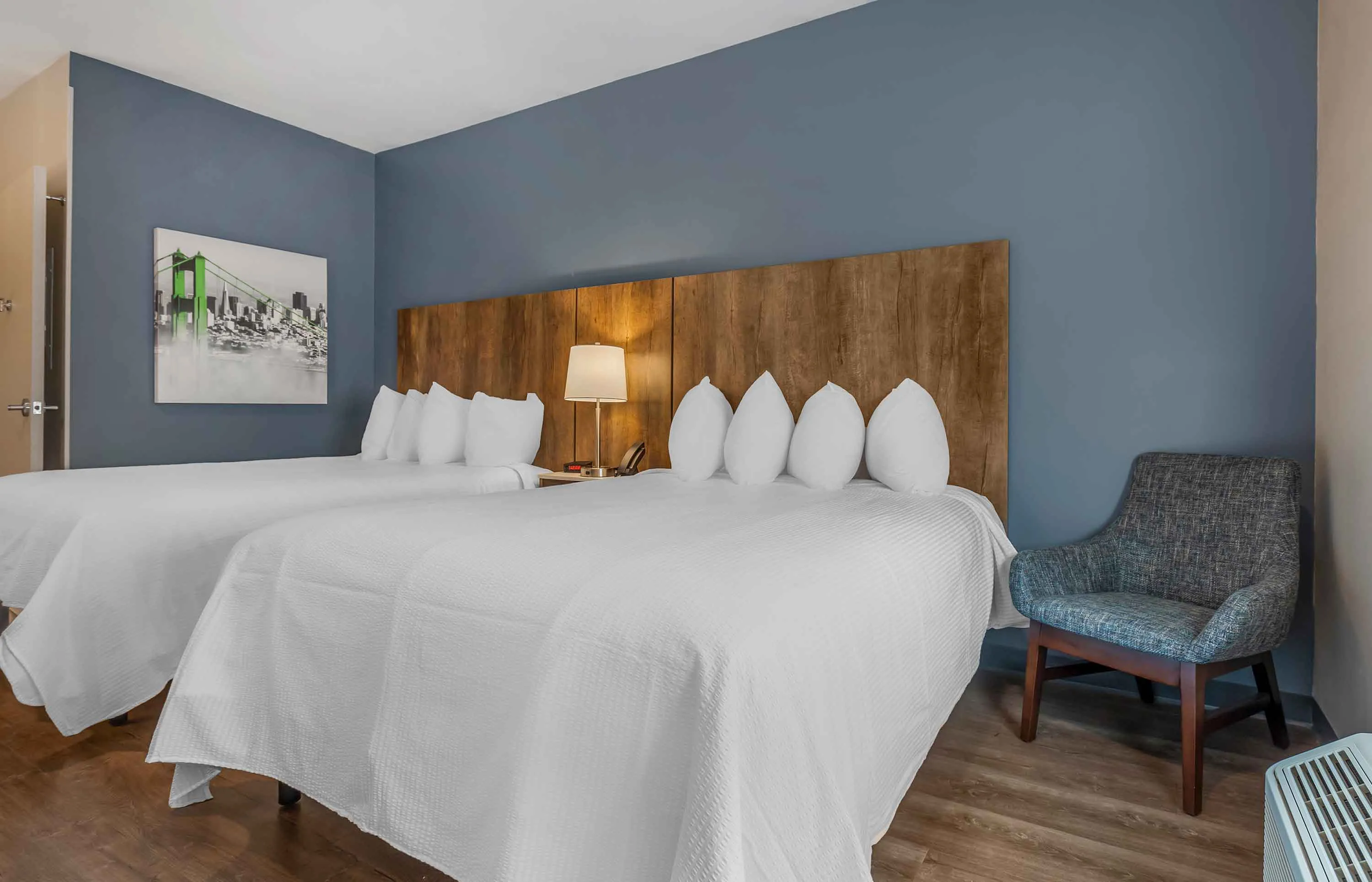Studio Suite - 2 Full Beds
