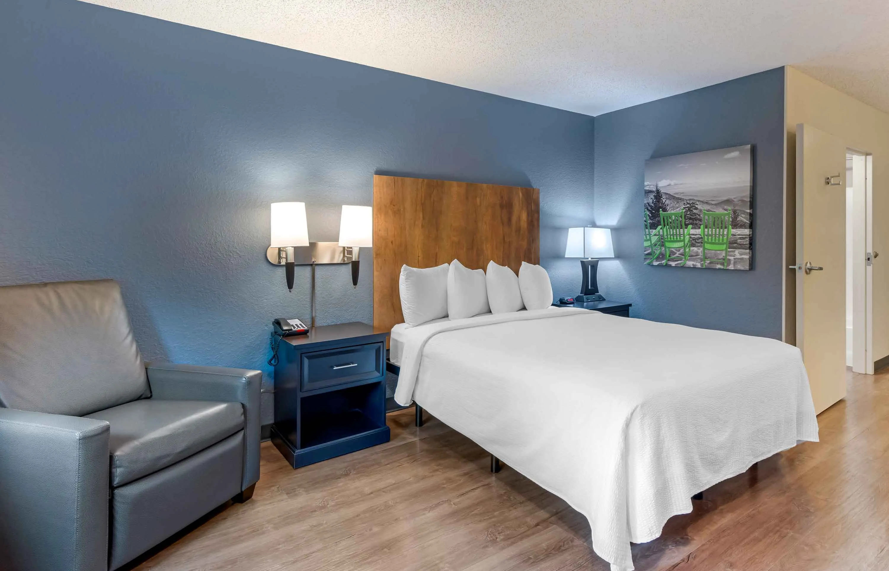 Studio Suite - 1 Queen Bed