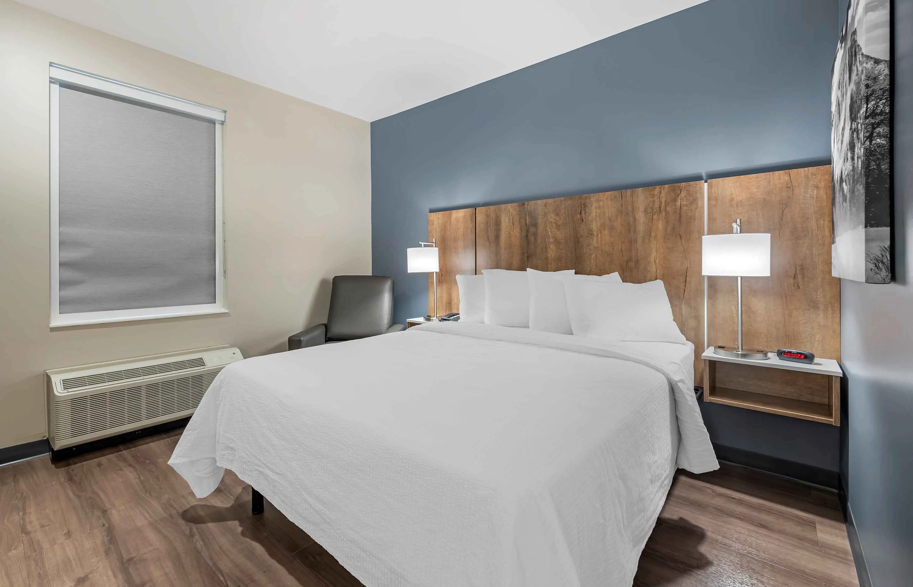 Studio Suite - 1 Queen Bed