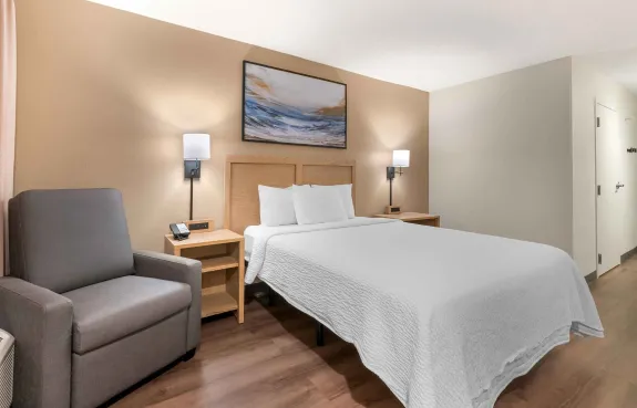 Studio Suite - 1 Queen Bed