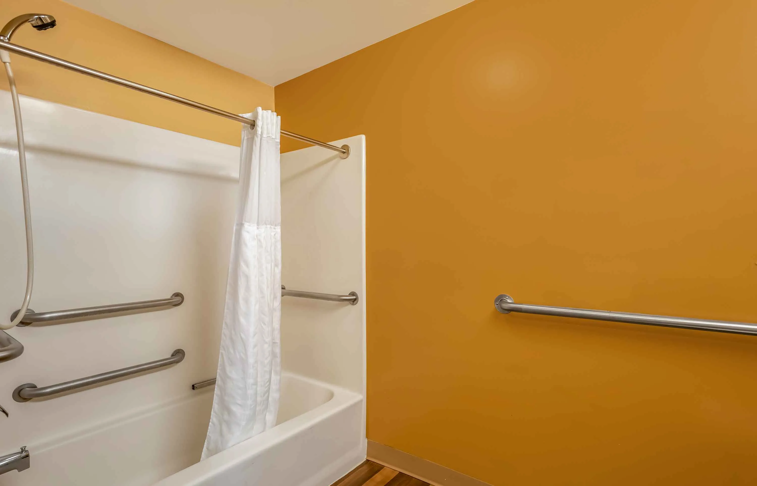 Studio Suite - 1 King Bed
