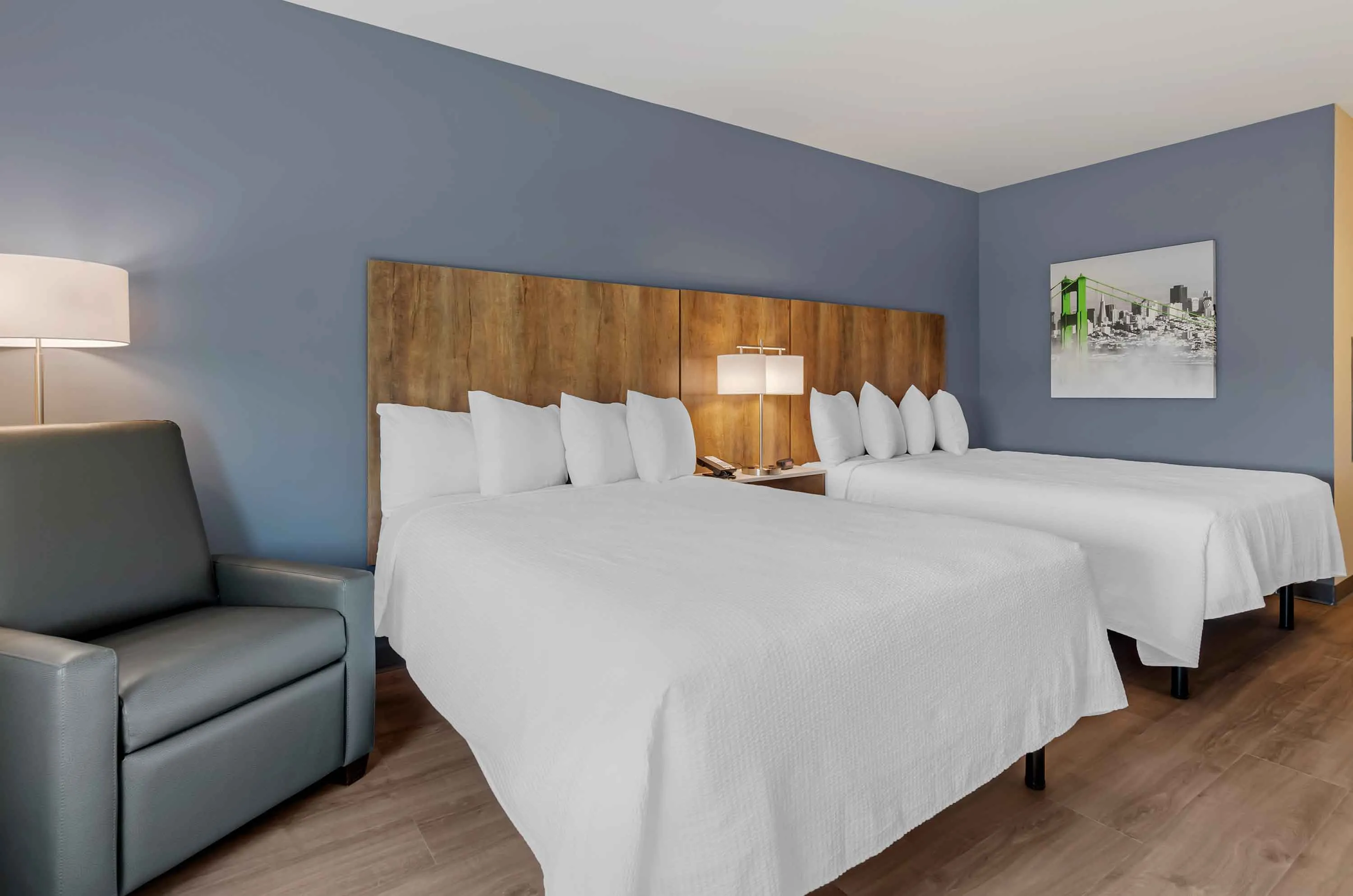 Studio Suite - 2 Queen Beds