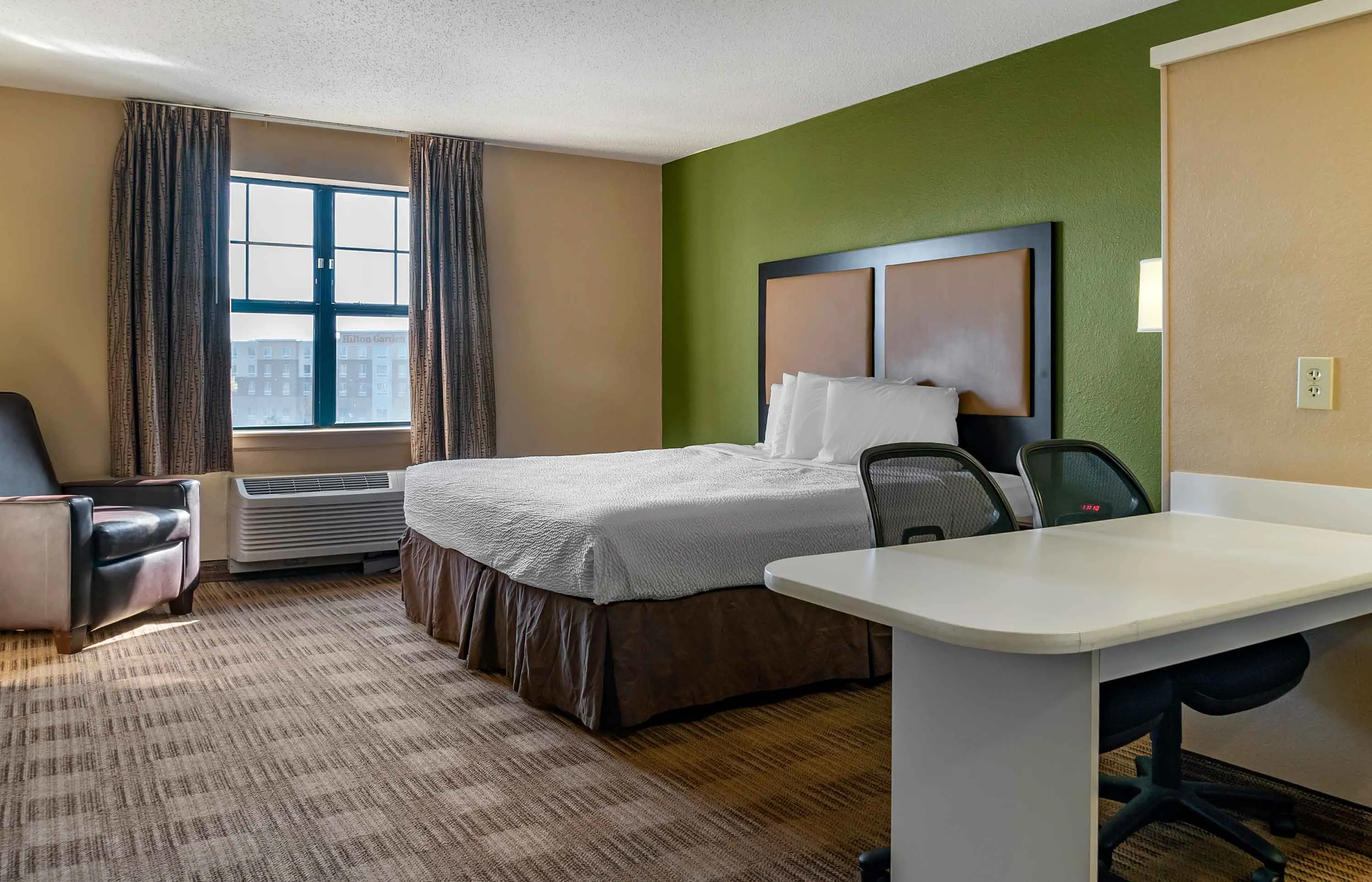 Studio Suite - 1 King Bed
