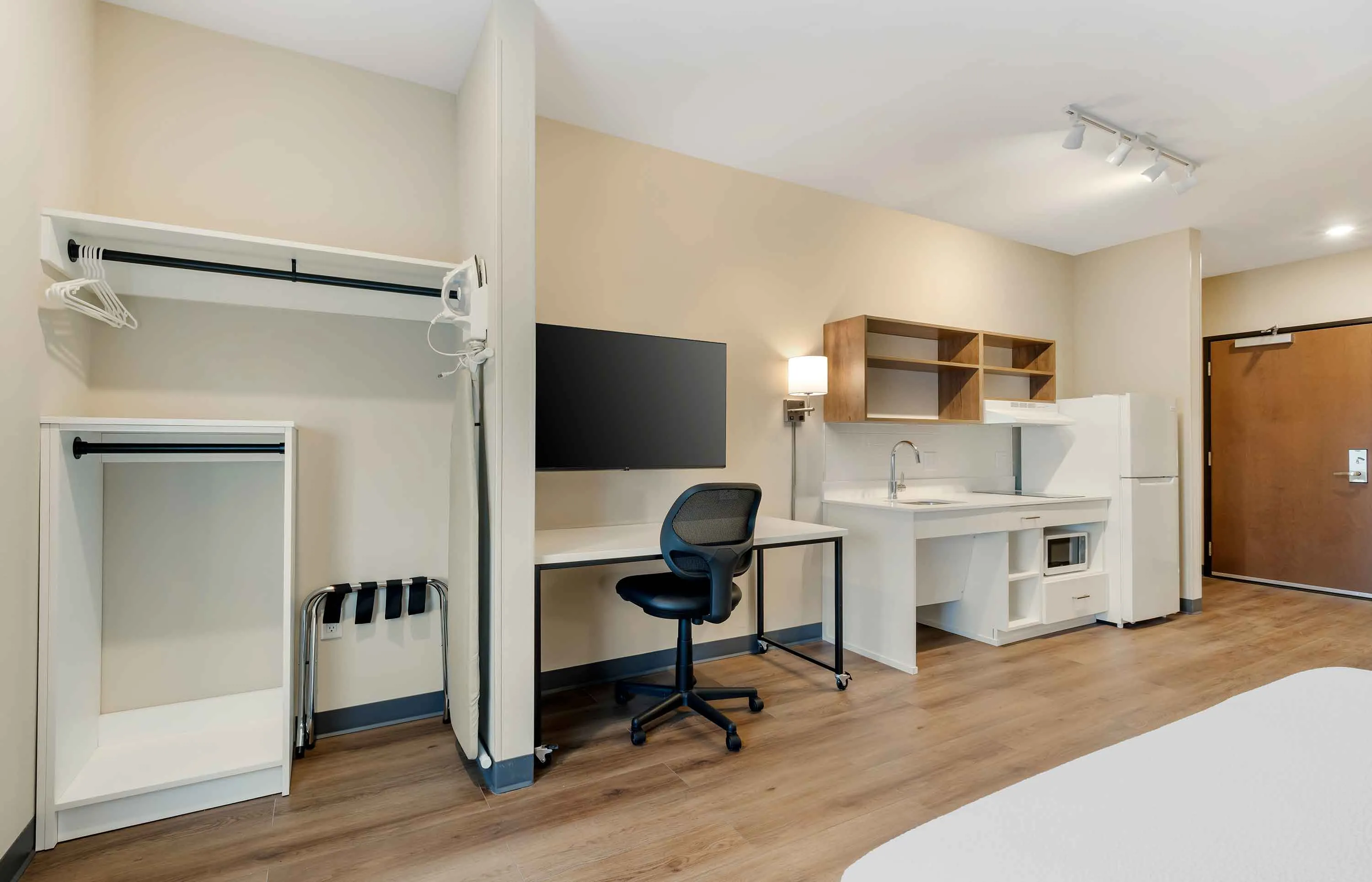 Studio Suite - 1 King Bed