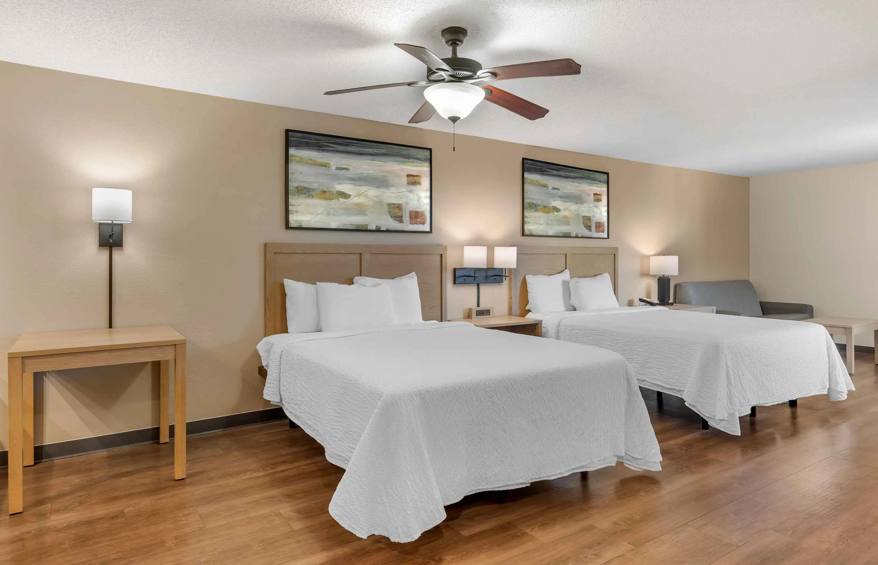 Deluxe Studio - 2 Queen Beds