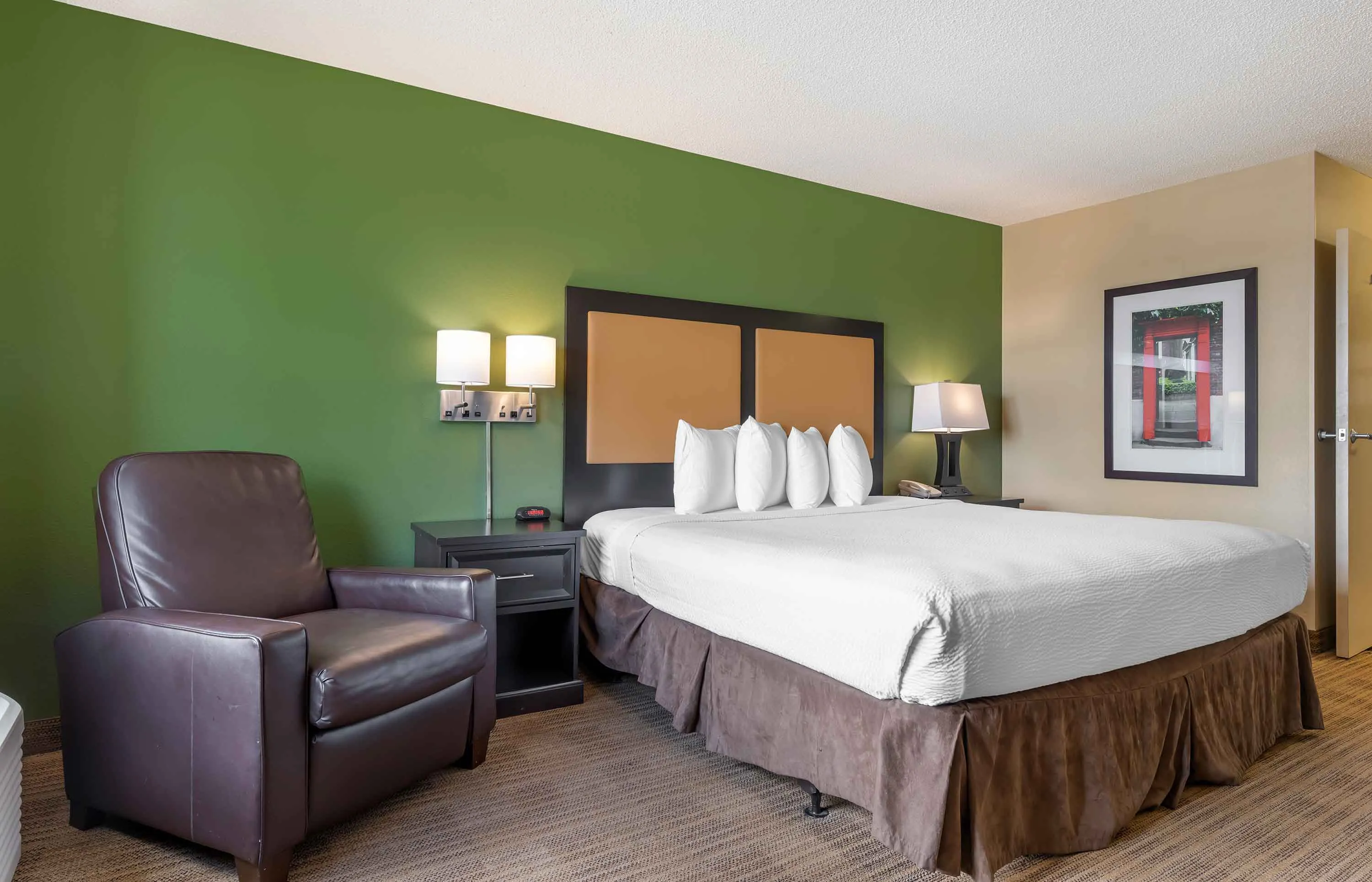 Studio Suite - 1 King Bed