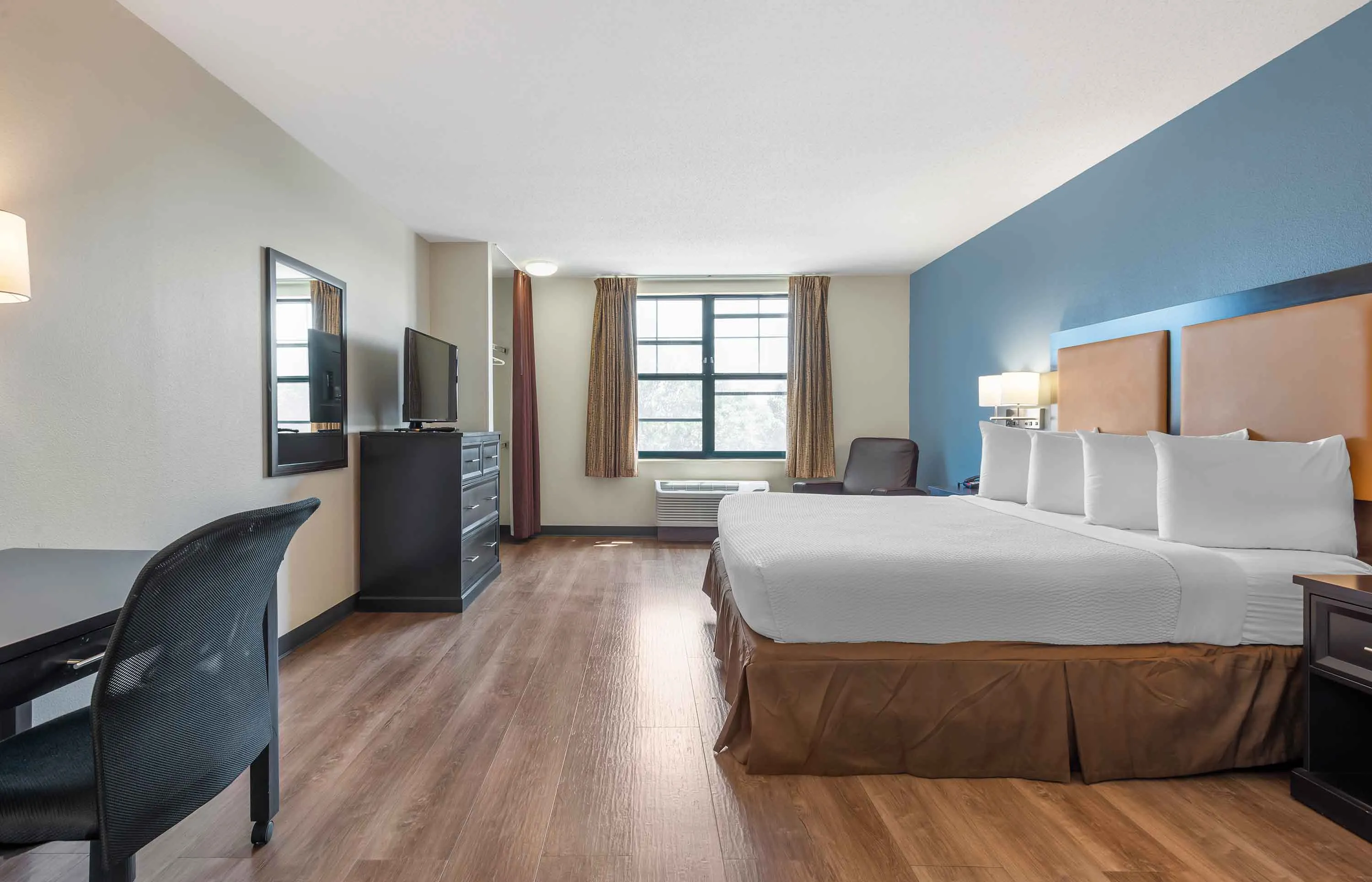 Studio Suite - 1 King Bed