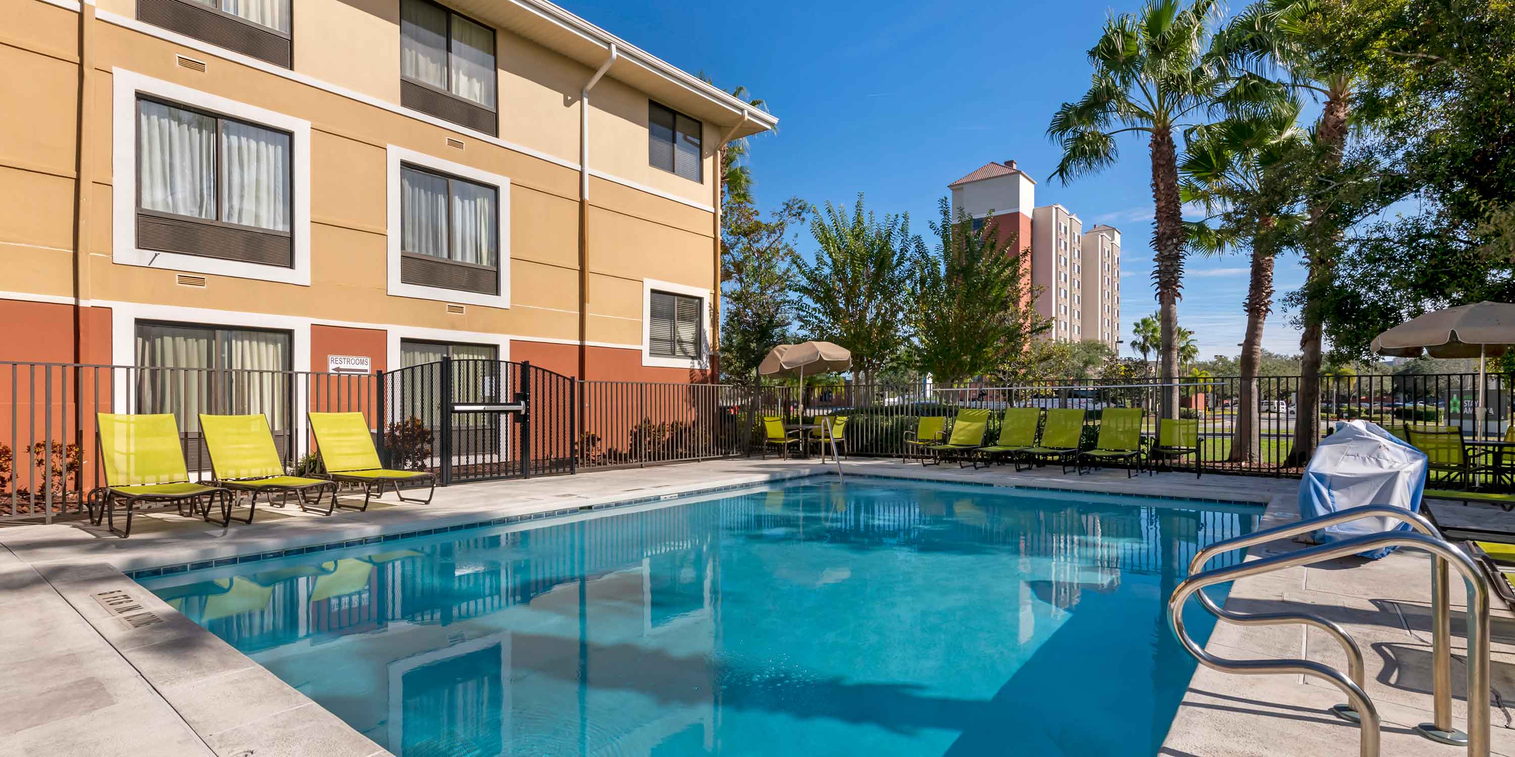 Orlando, FL Orlando Theme Parks Vineland Rd. Hotel Extended Stay
