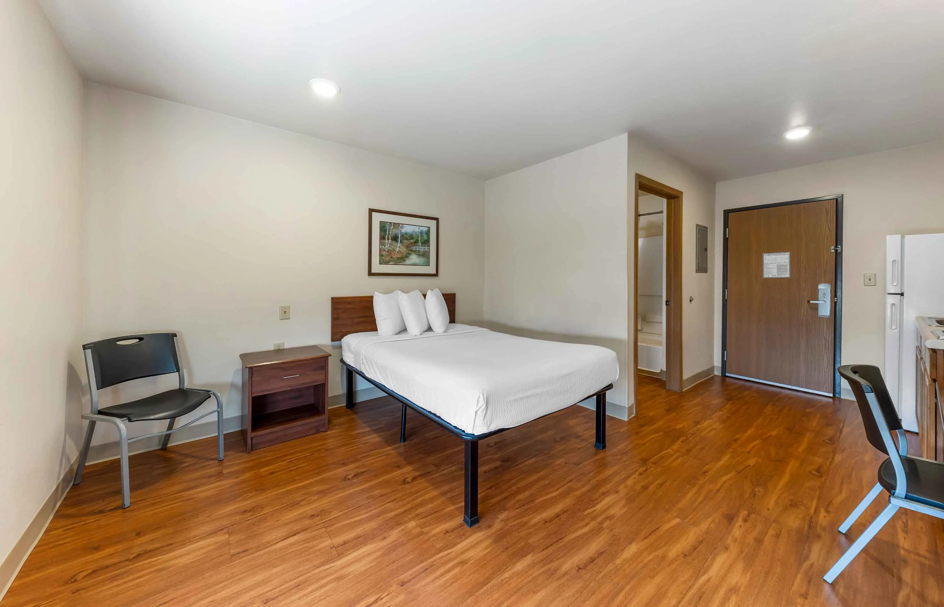 Studio Suite - 1 Full Bed
