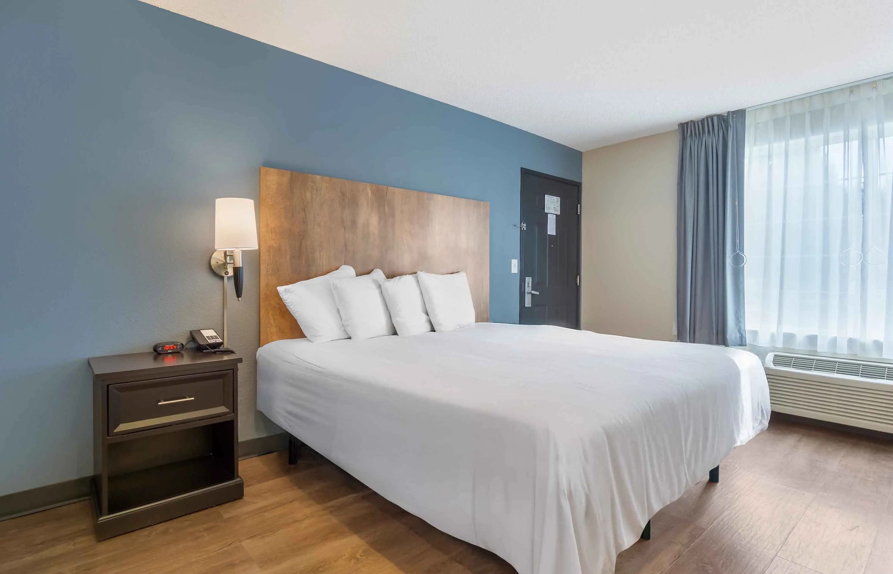 Studio Suite - 1 Queen Bed