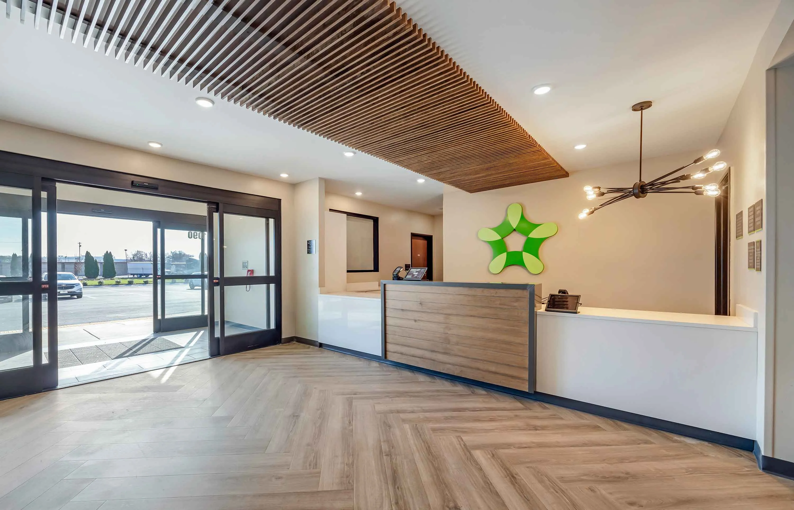 Lobby and Guest Check-in