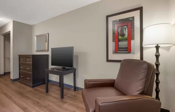 Studio Suite - 1 King Bed