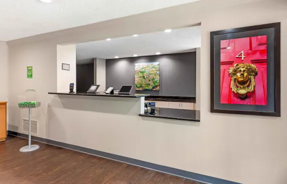 Lobby and Guest Check-in