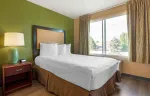 2 Bedroom Suite - 1 King and 1 Queen Bed