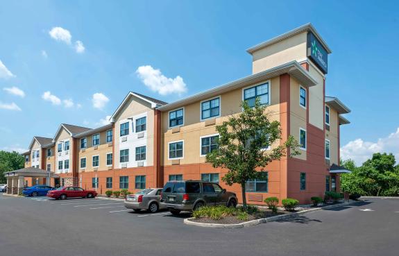 Days inn and suites cherry deals hill philadelphia