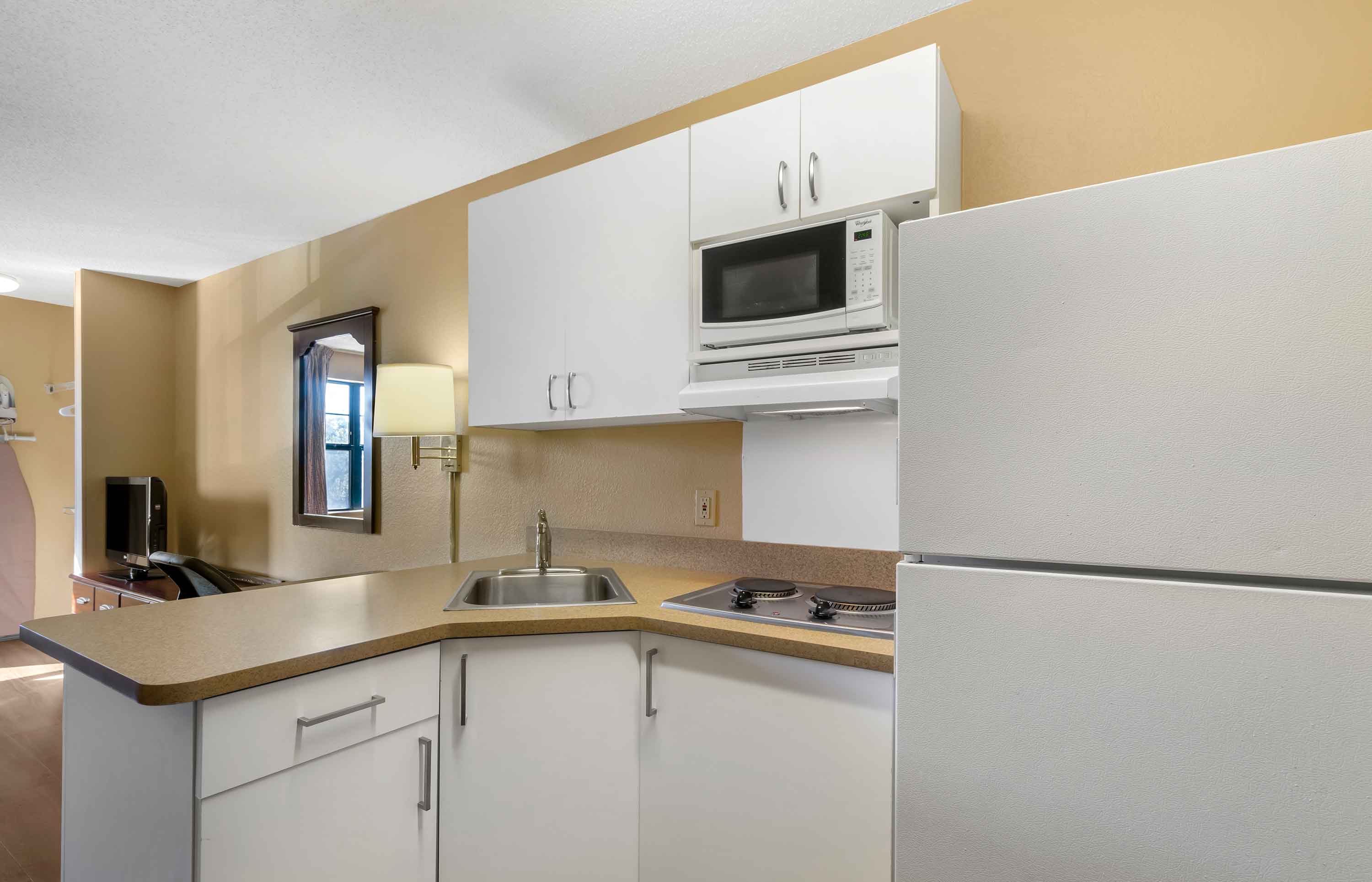 Extended Stay America St Petersburg Clearwater Executive Dr Explore Our Nationwide Hotel Locations | Extended Stay America