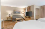 Deluxe Studio - 2 Queen Beds