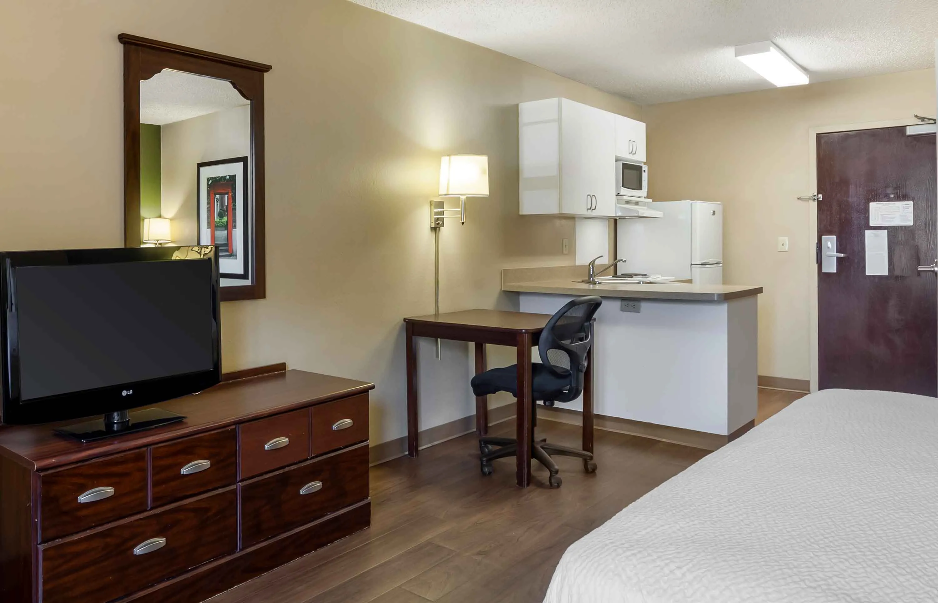 Studio Suite - 1 King Bed