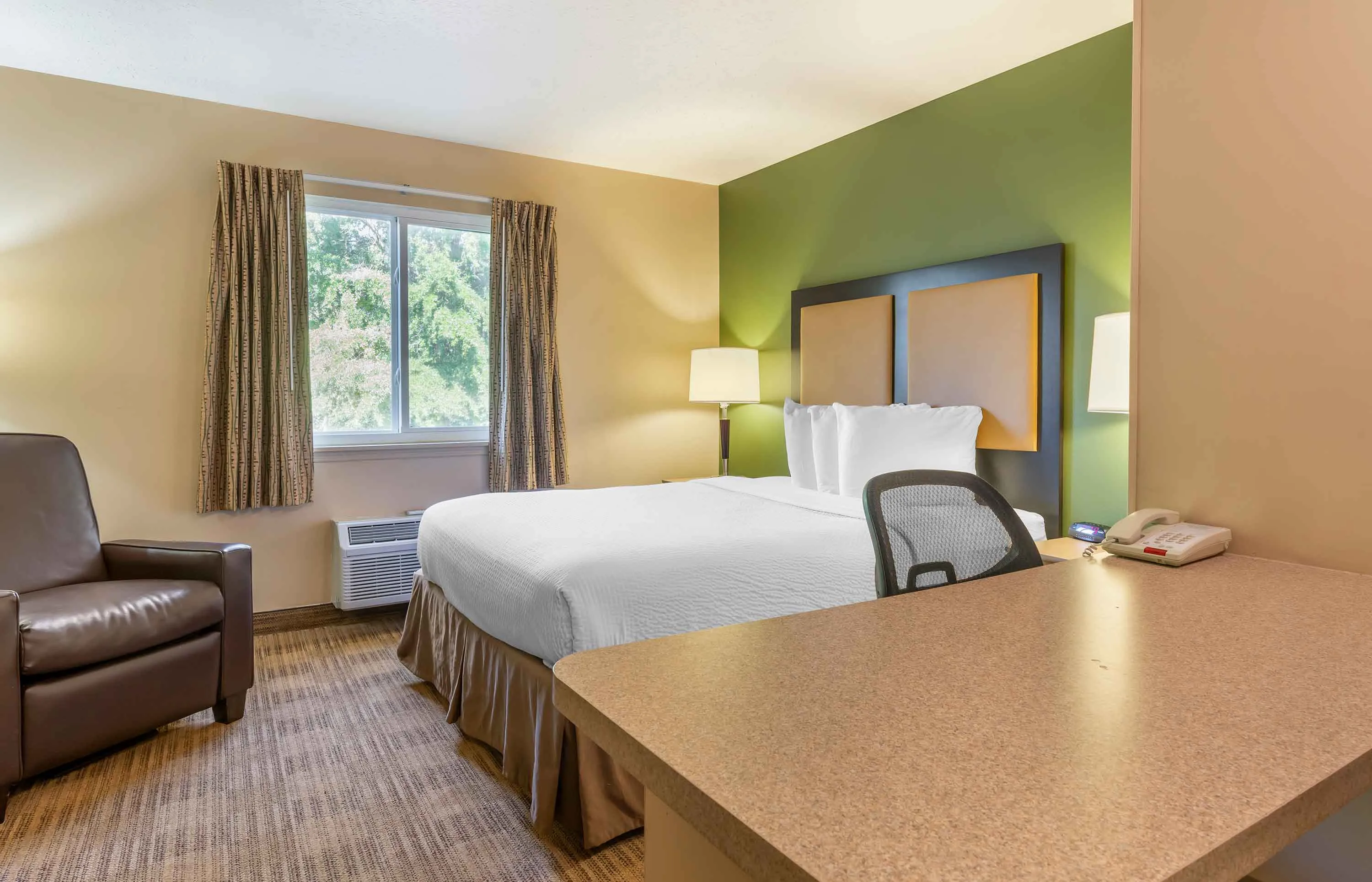 Studio Suite - 1 King Bed