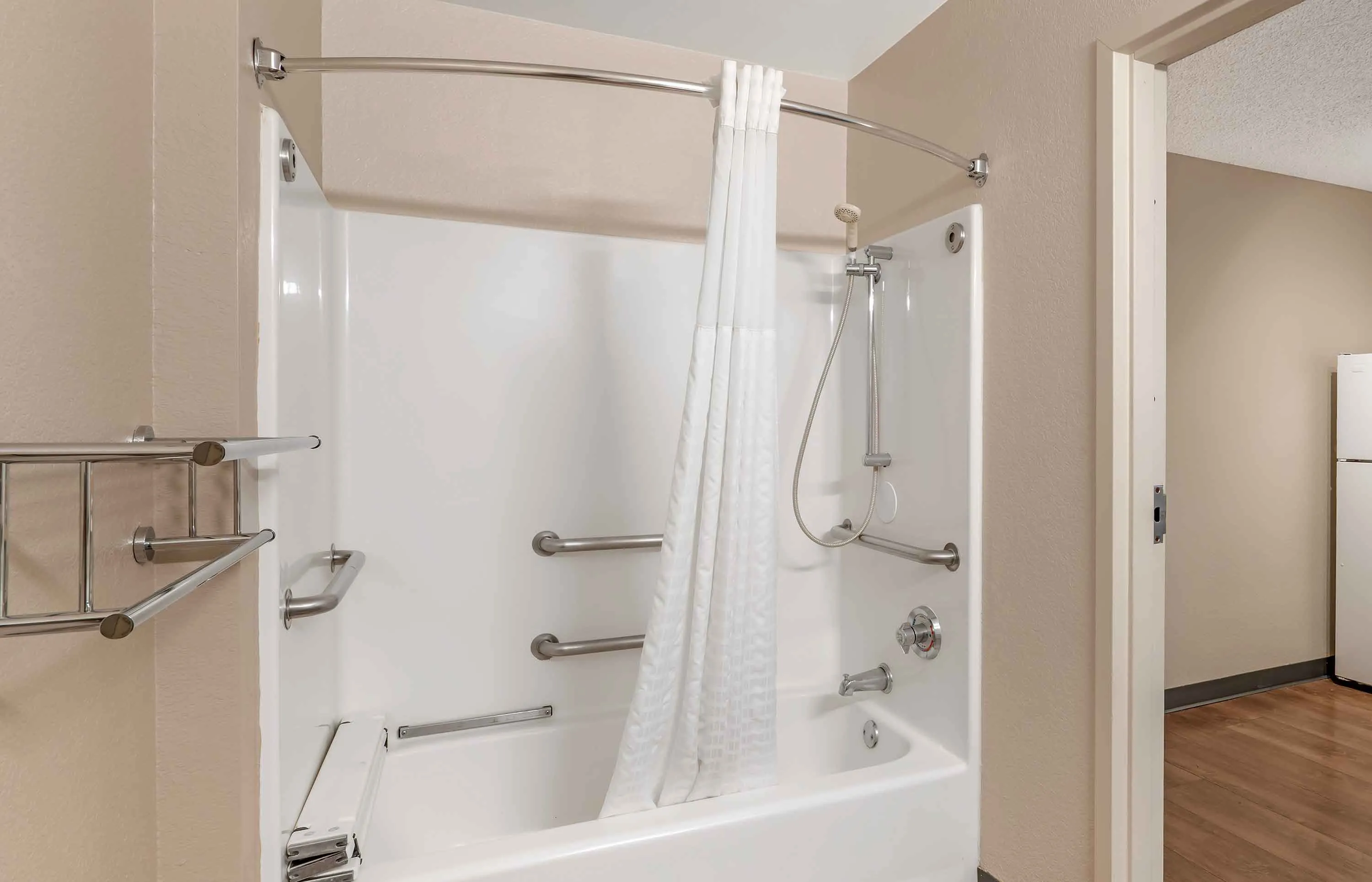 Studio Suite - 2 Queen Beds