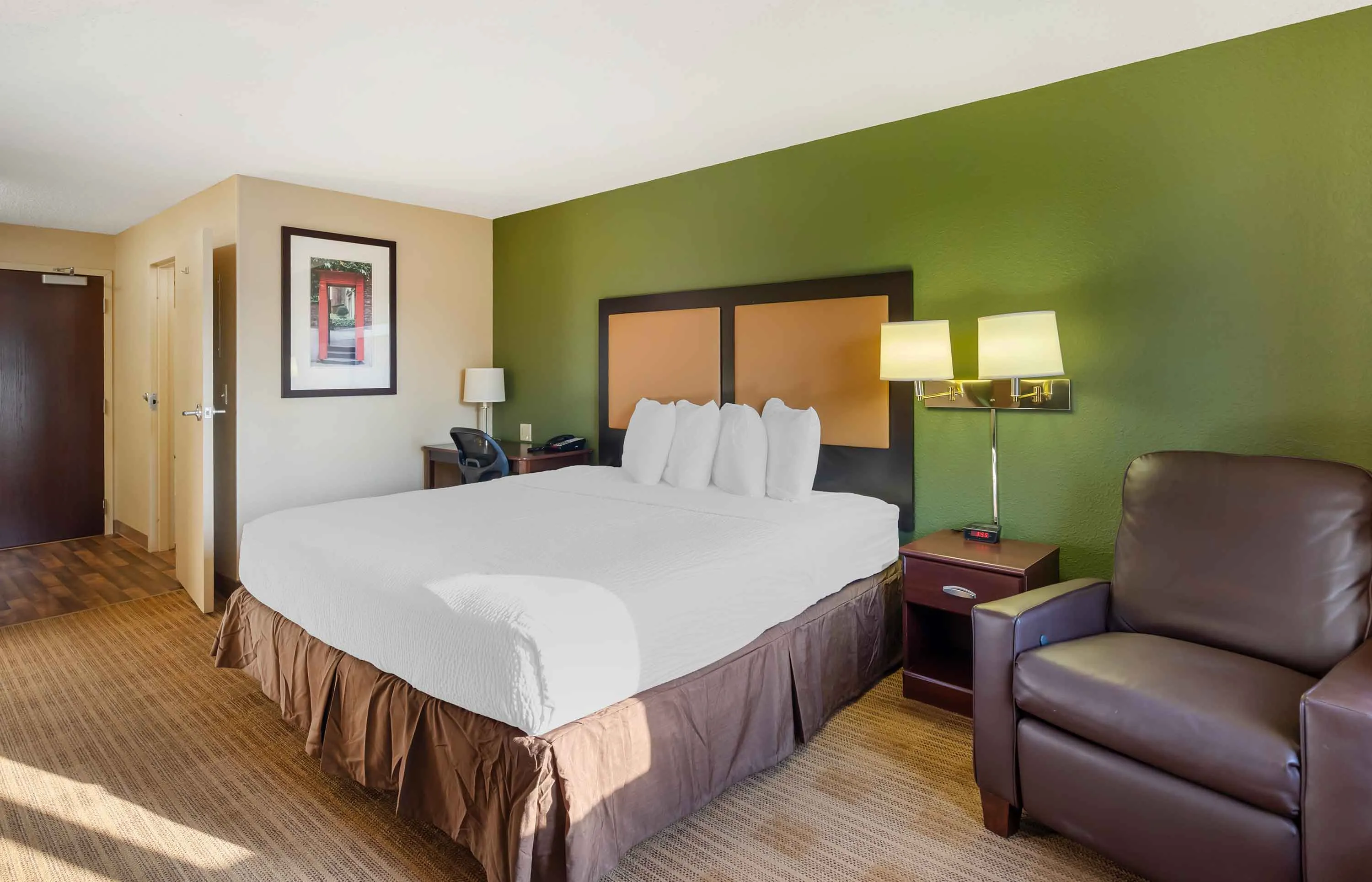 Studio Suite - 1 King Bed