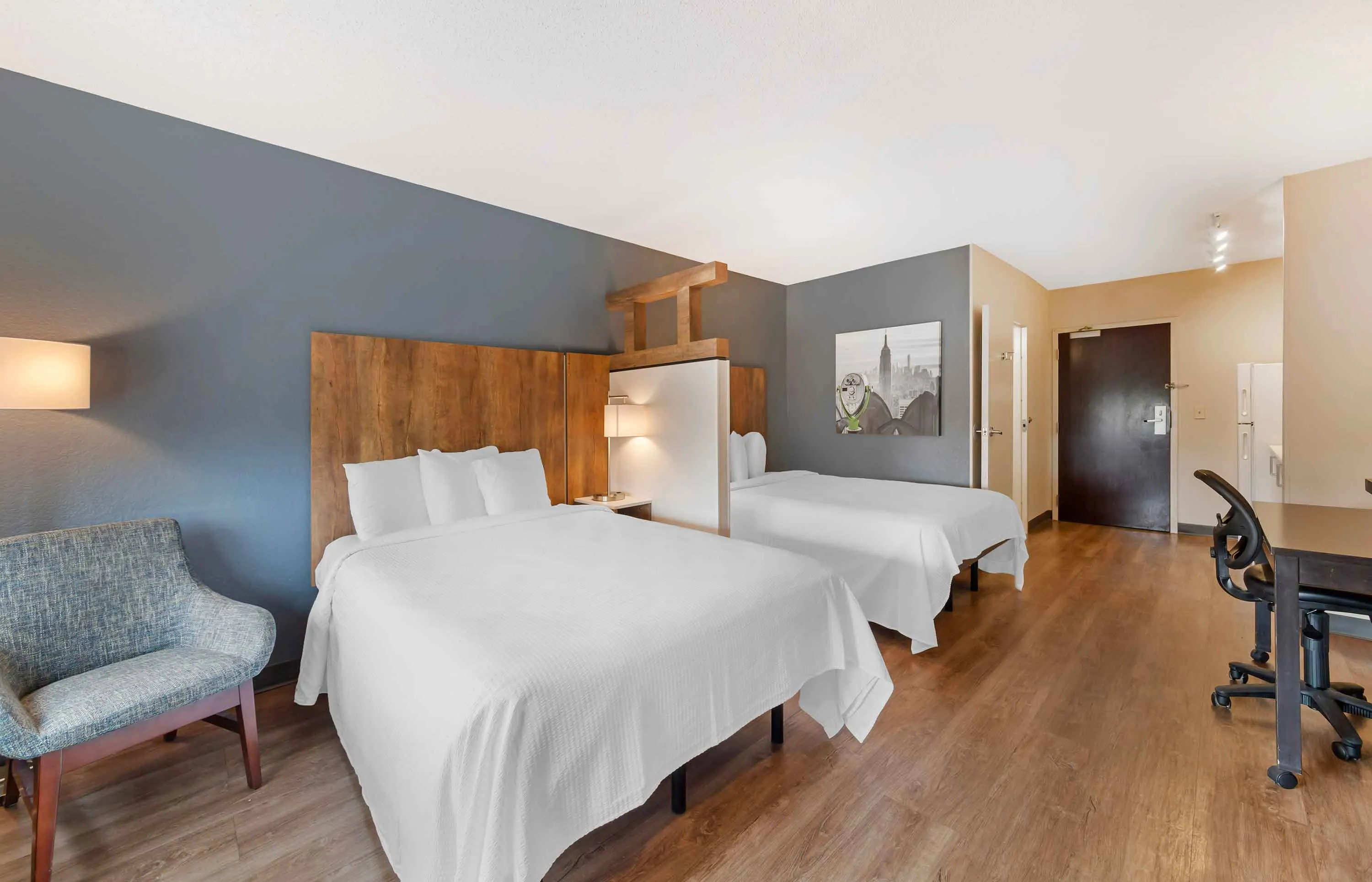 Superior Studio - 2 Full Beds